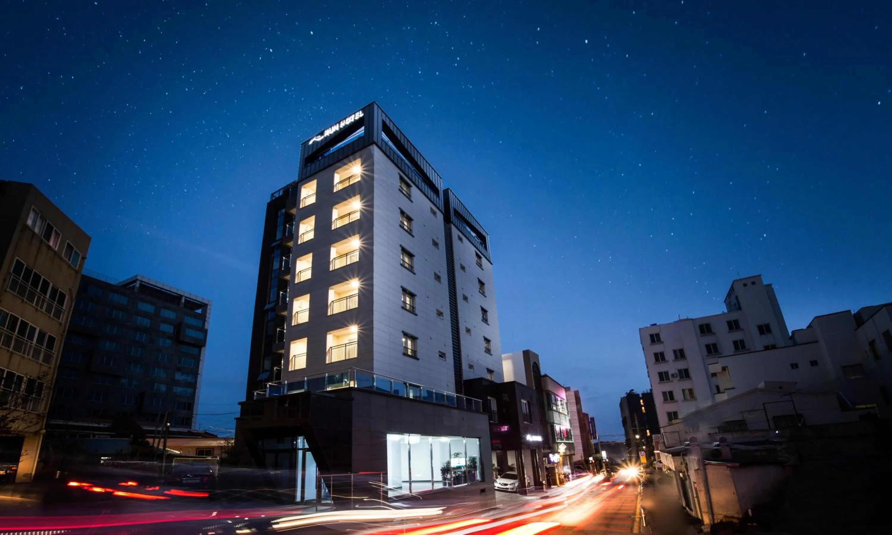 Property building in Hotel Run