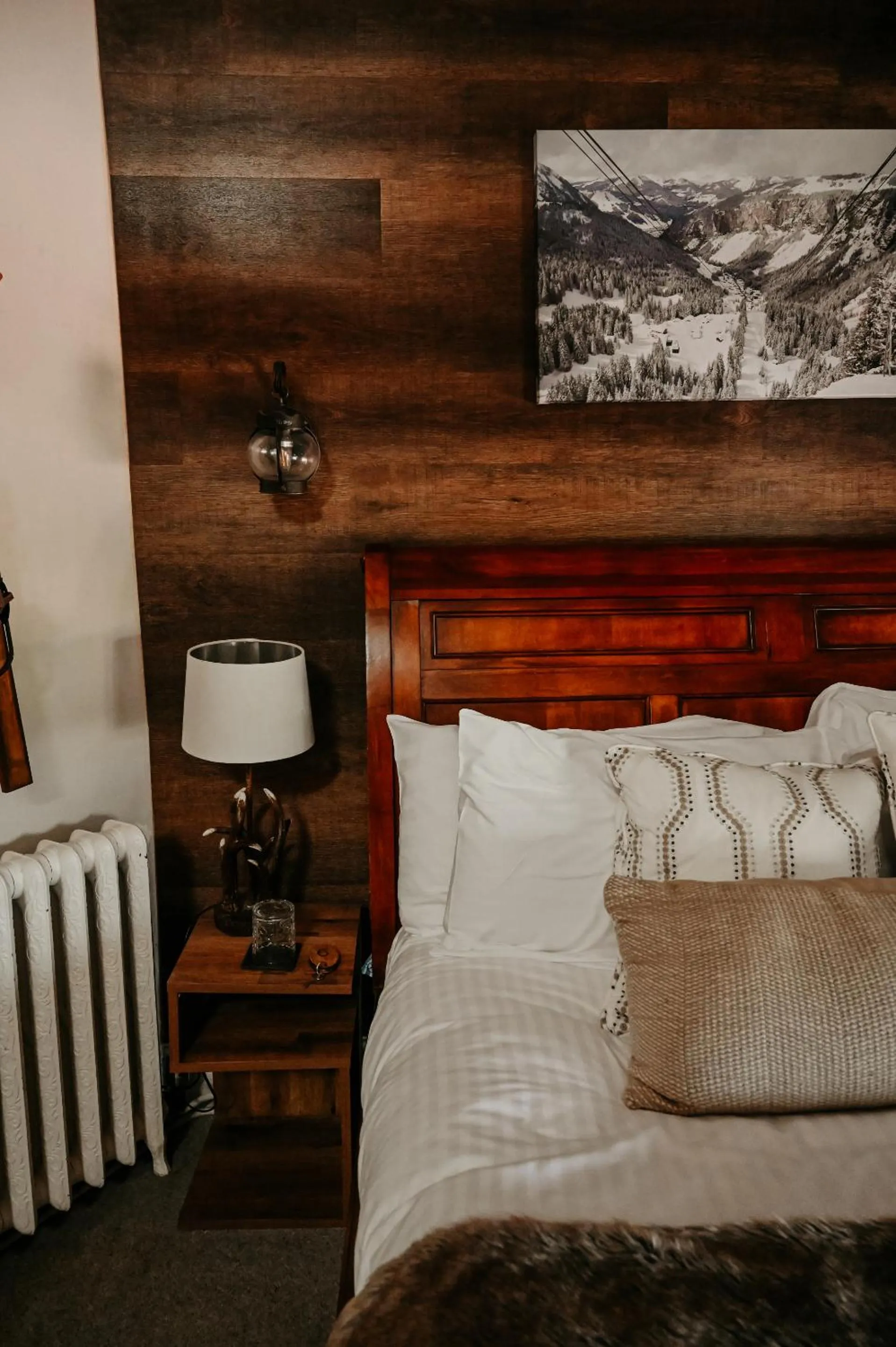 Bedroom, Bed in The Boot Inn