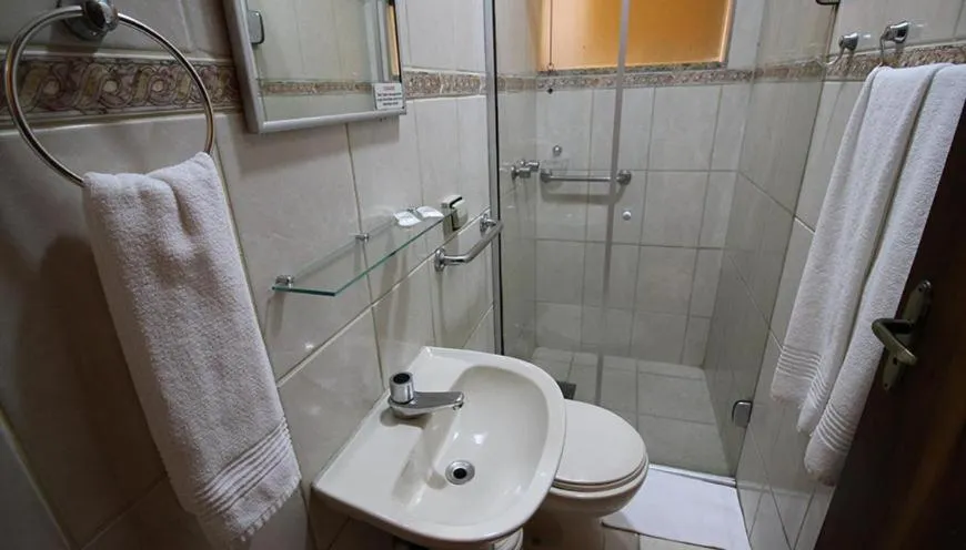 Shower in Marge Hotel