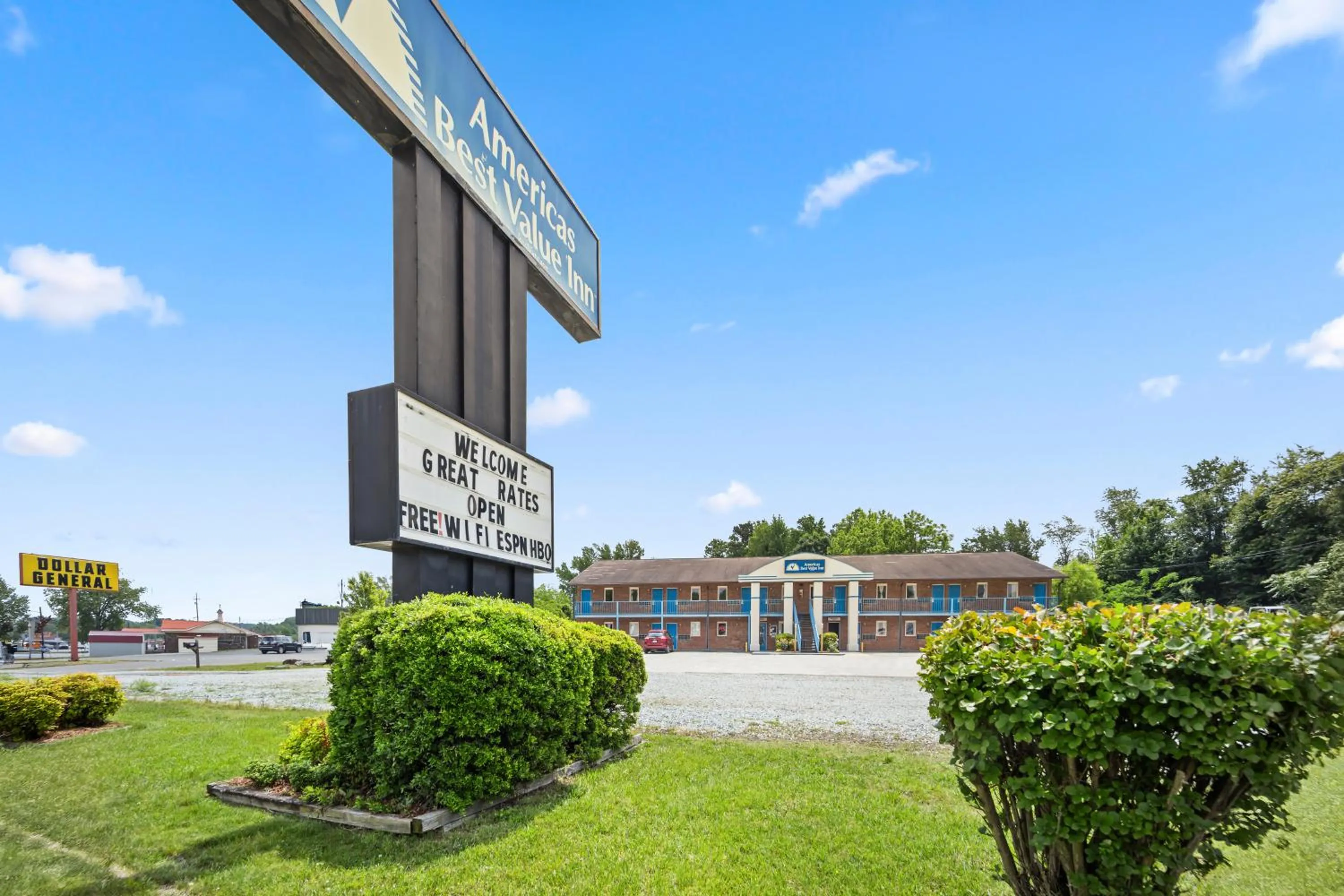 Property building in Americas Best Value Inn - Roxboro