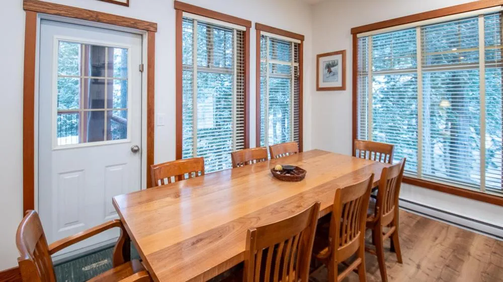 Snow Creek Lodge by Fernie Lodging Co