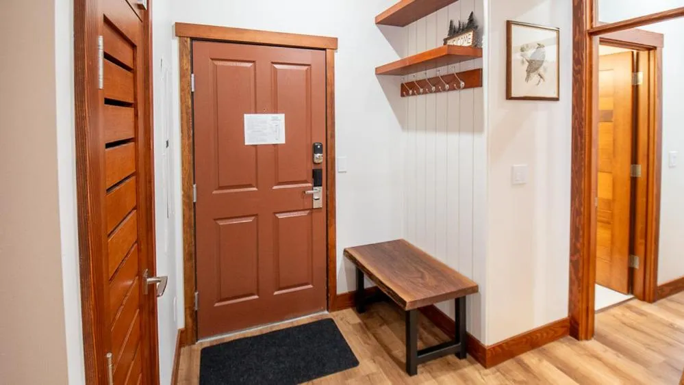 Snow Creek Lodge by Fernie Lodging Co