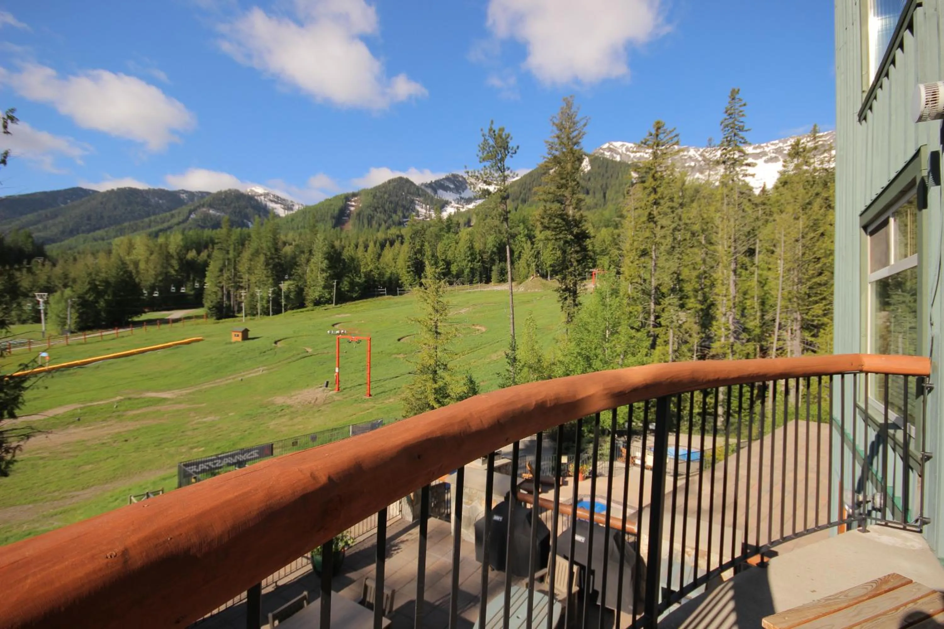 Spring in Snow Creek Lodge by Fernie Lodging Co