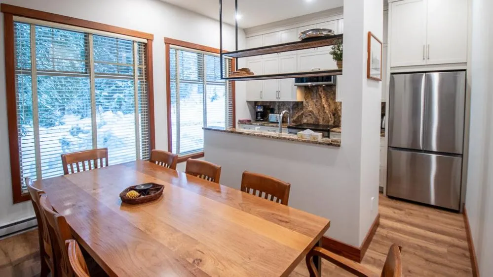 Snow Creek Lodge by Fernie Lodging Co