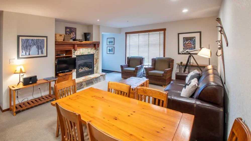 Snow Creek Lodge by Fernie Lodging Co