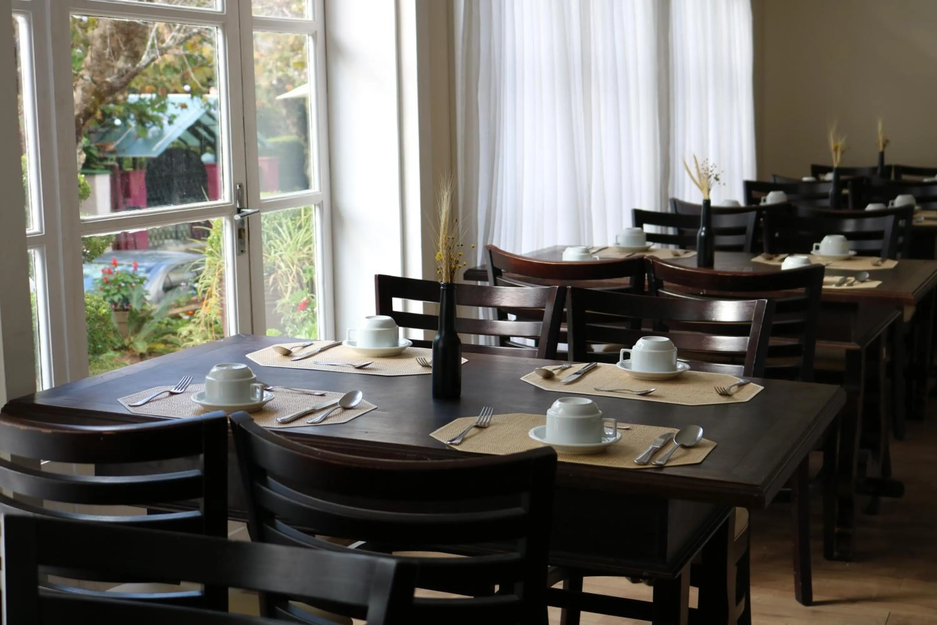 Restaurant/places to eat in Hotel Bologna