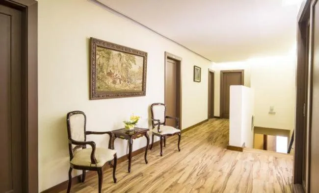 Decorative detail in Hotel Bologna