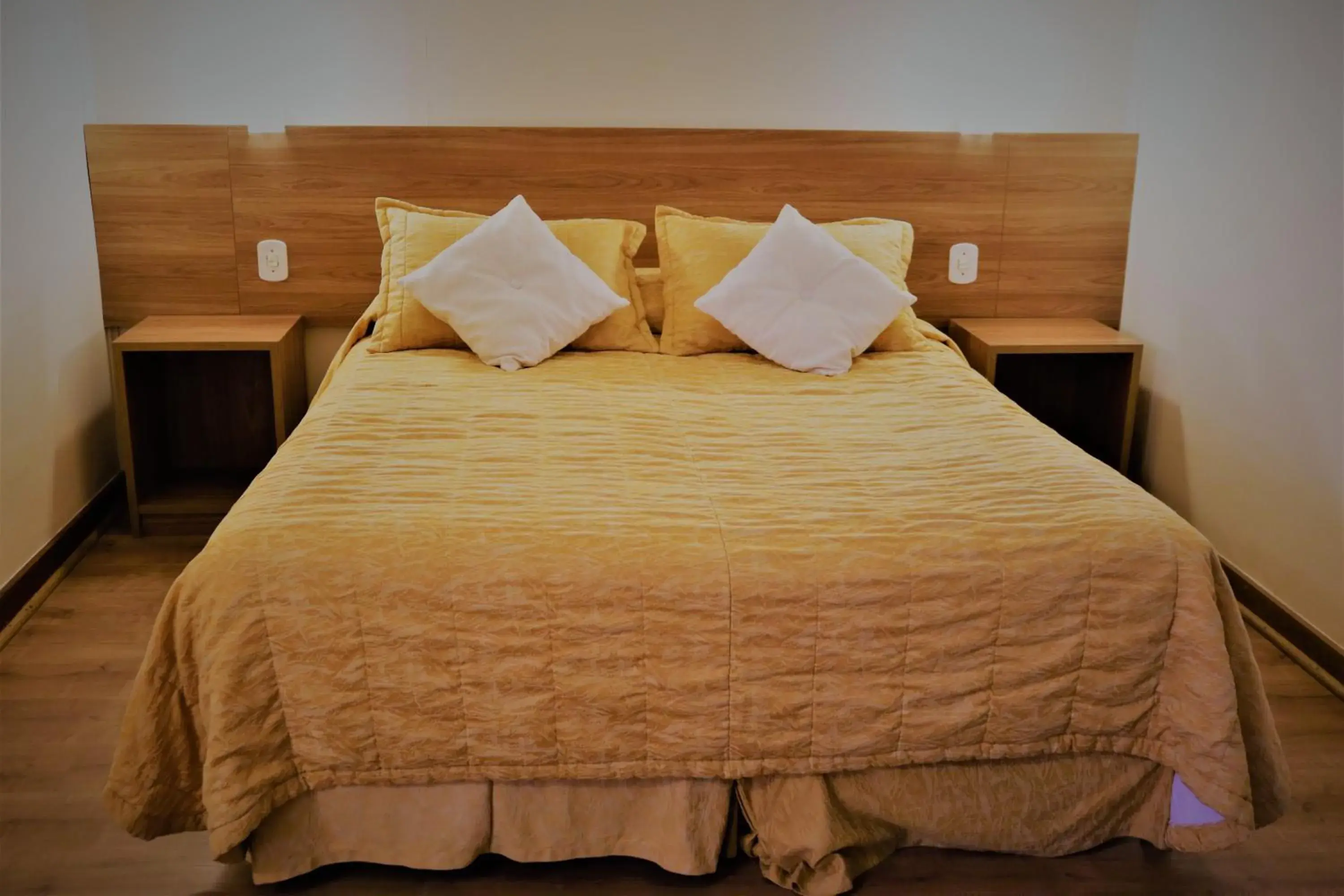 Double or Twin Room in Hotel Bologna Double or Twin Room in Hotel Bologna