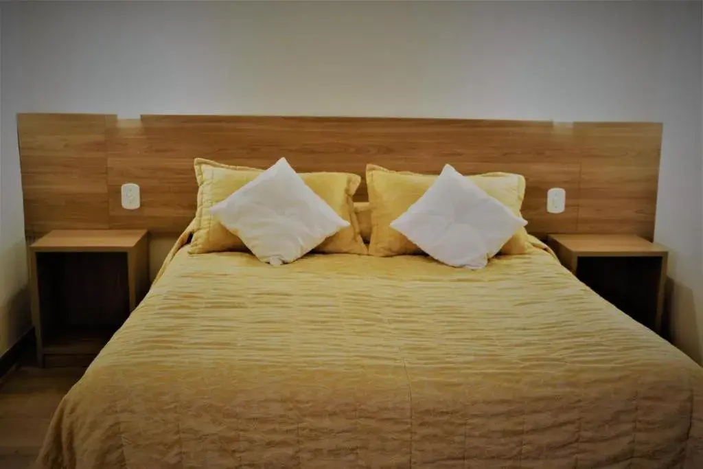 Standard Double or Twin Room with Balcony in Hotel Bologna Standard Double or Twin Room with Balcony in Hotel Bologna