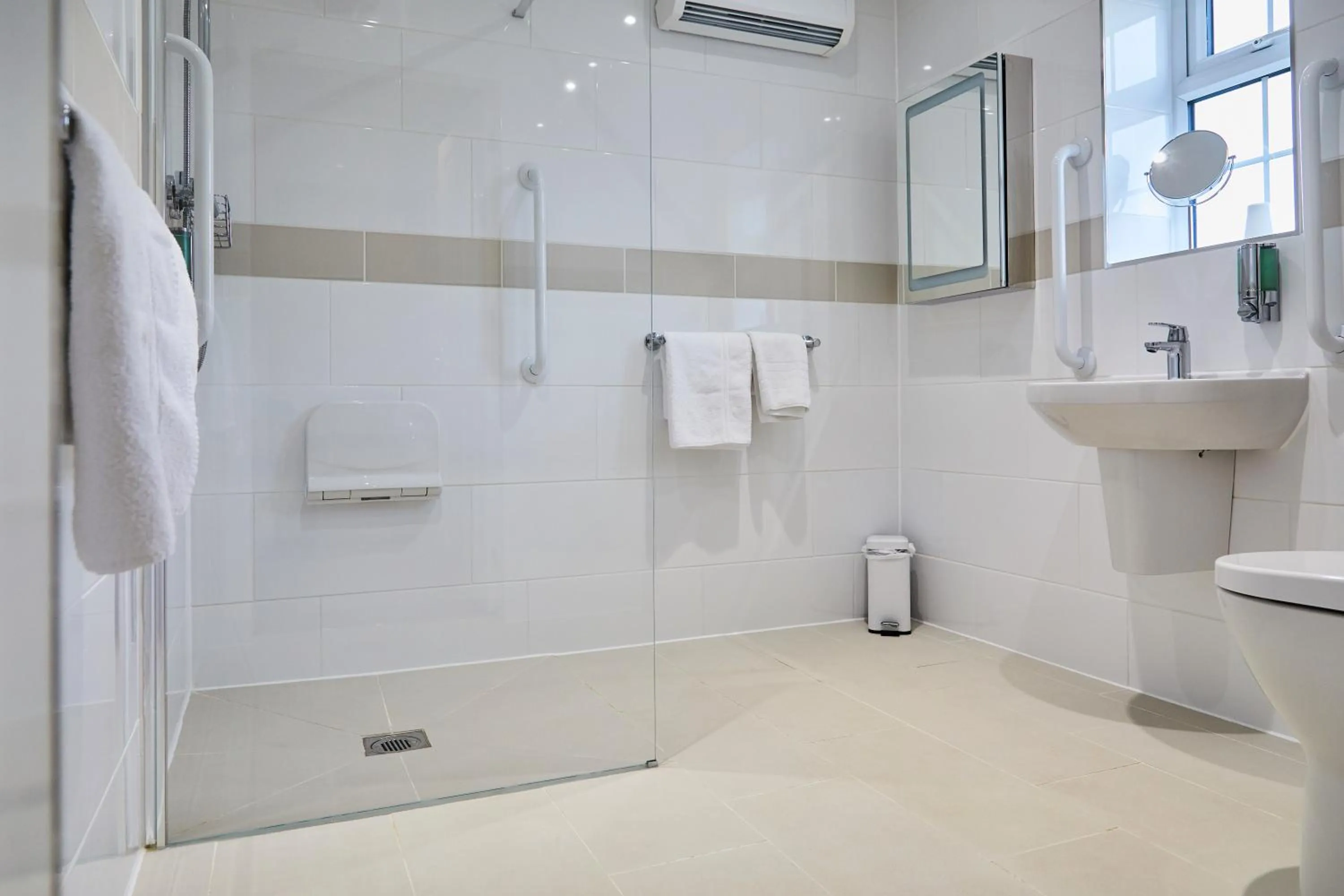 Toilet in The Appleby Inn Hotel