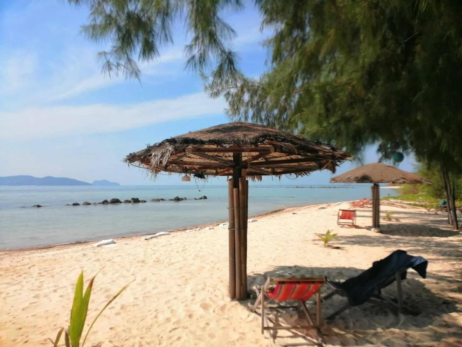 Day in Koh Phaluai Beach Bangalow