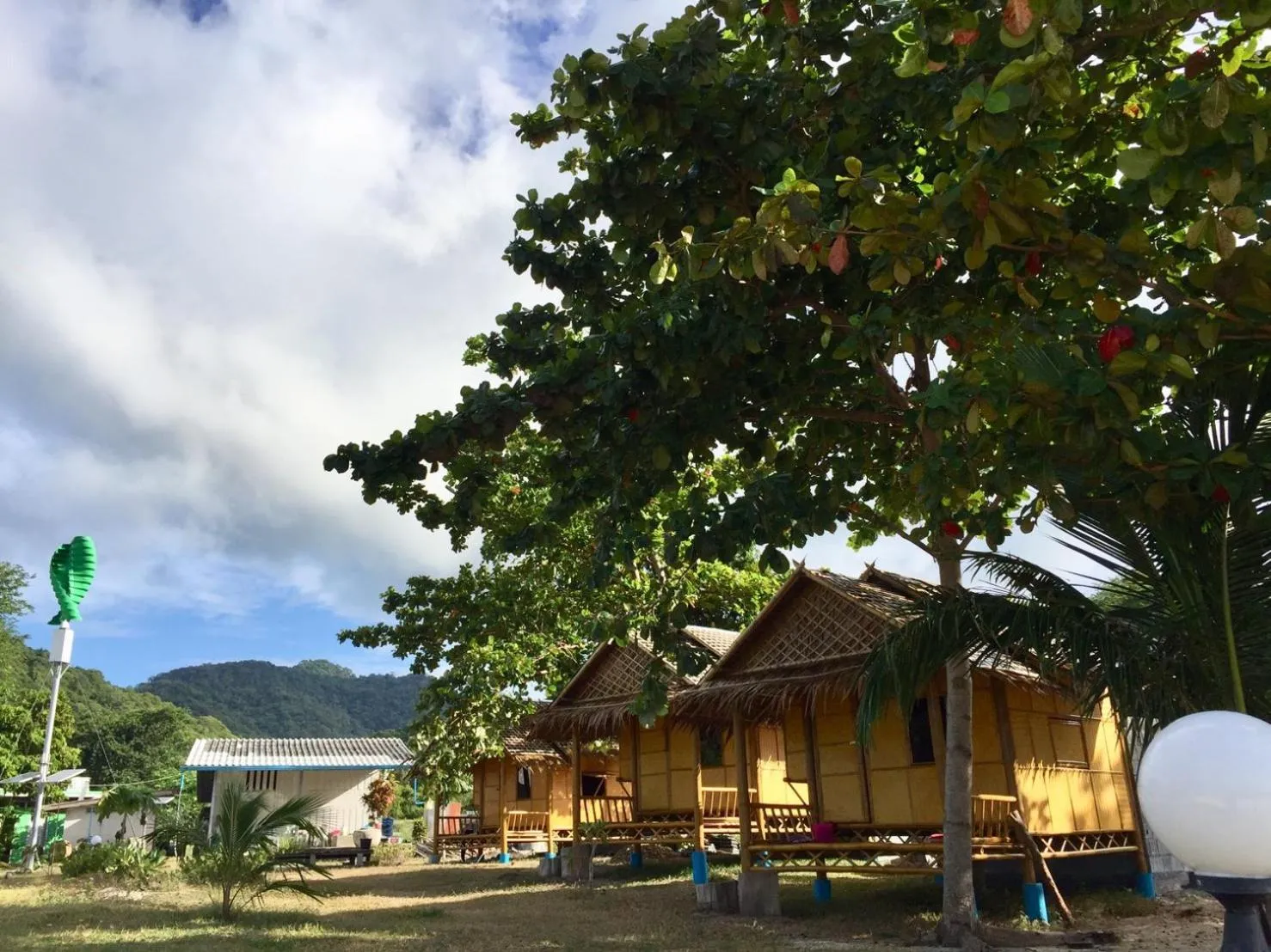 Koh Phaluai Beach Bangalow