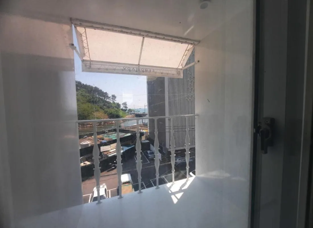 SongJeong Lesign Hotel