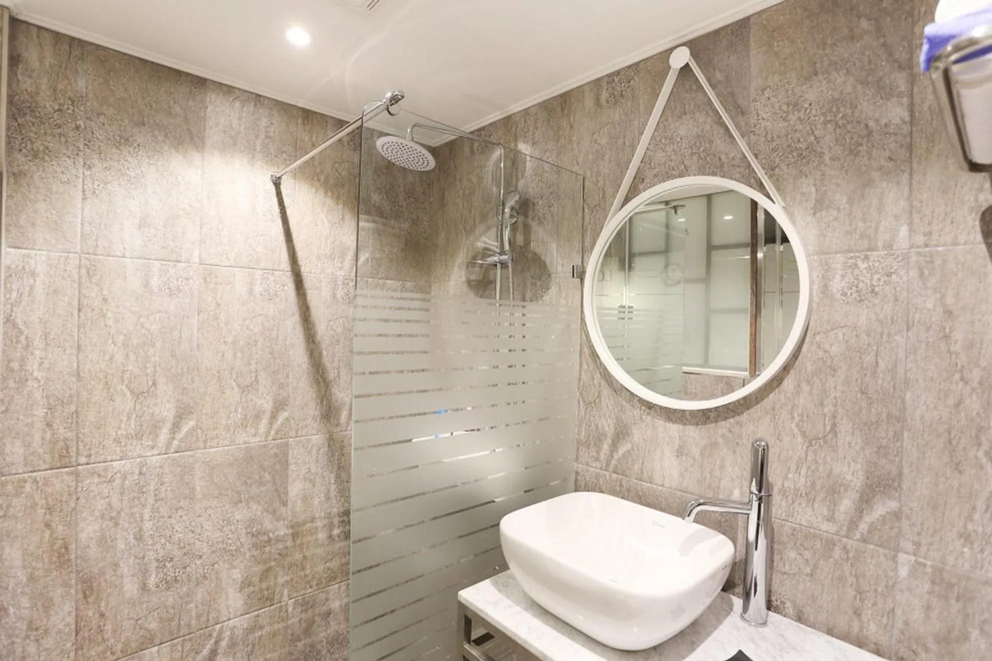 Property building in Louis Hotel