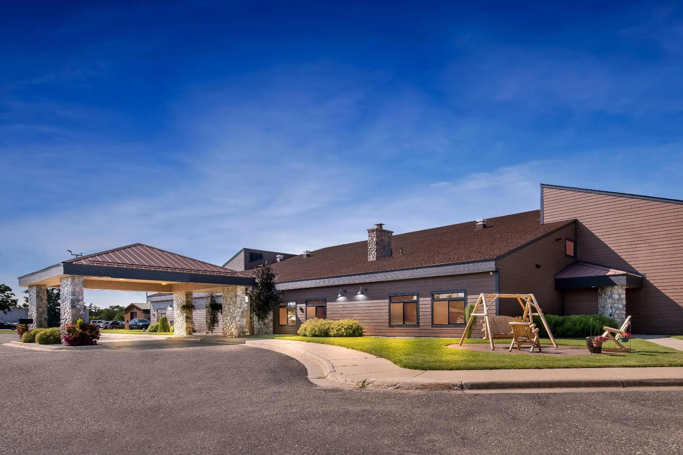 Property building in Heartland Inn & Suites, SureStay Collection by Best Western