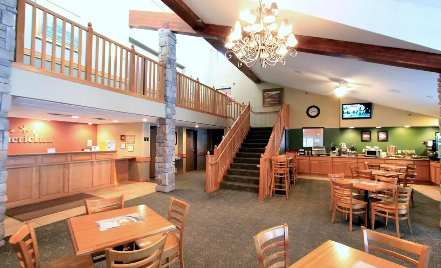 Lobby or reception in AmericInn by Wyndham Cedar Rapids Airport