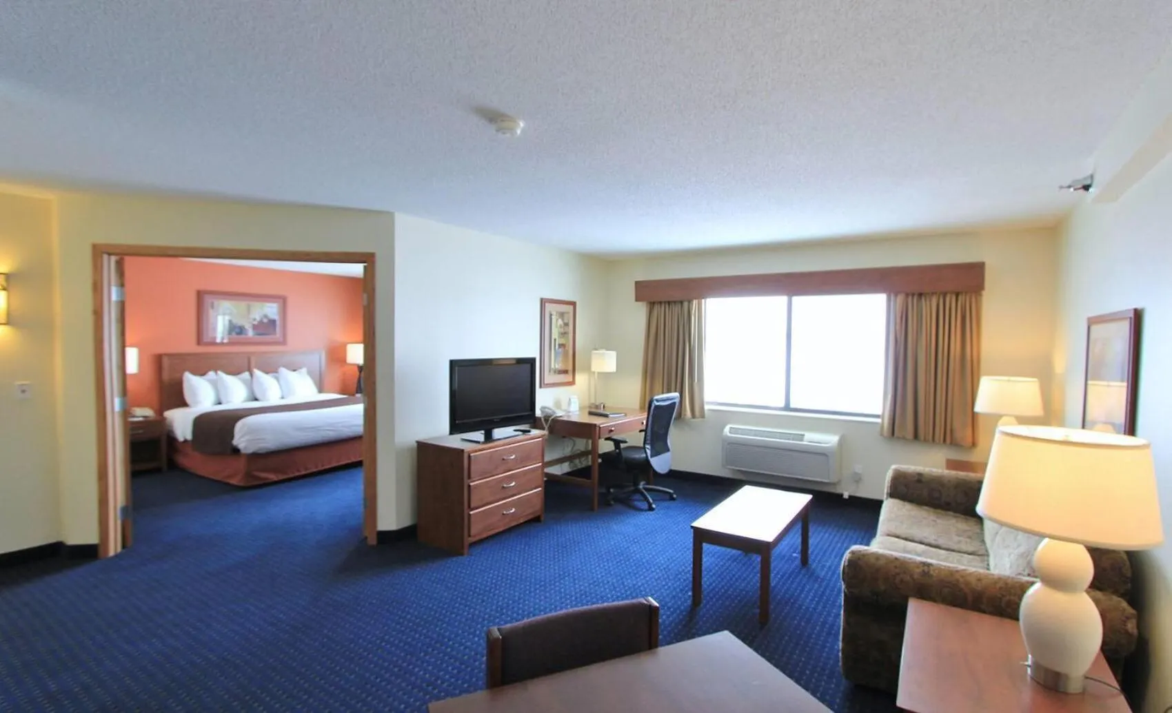 Photo of the whole room, Bed in AmericInn by Wyndham Cedar Rapids Airport