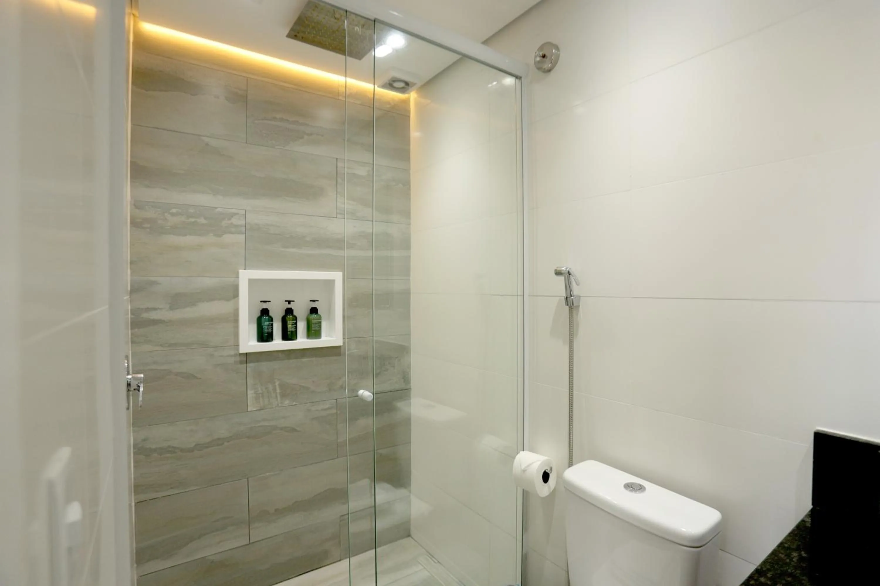 Toilet in Pousada Santorini