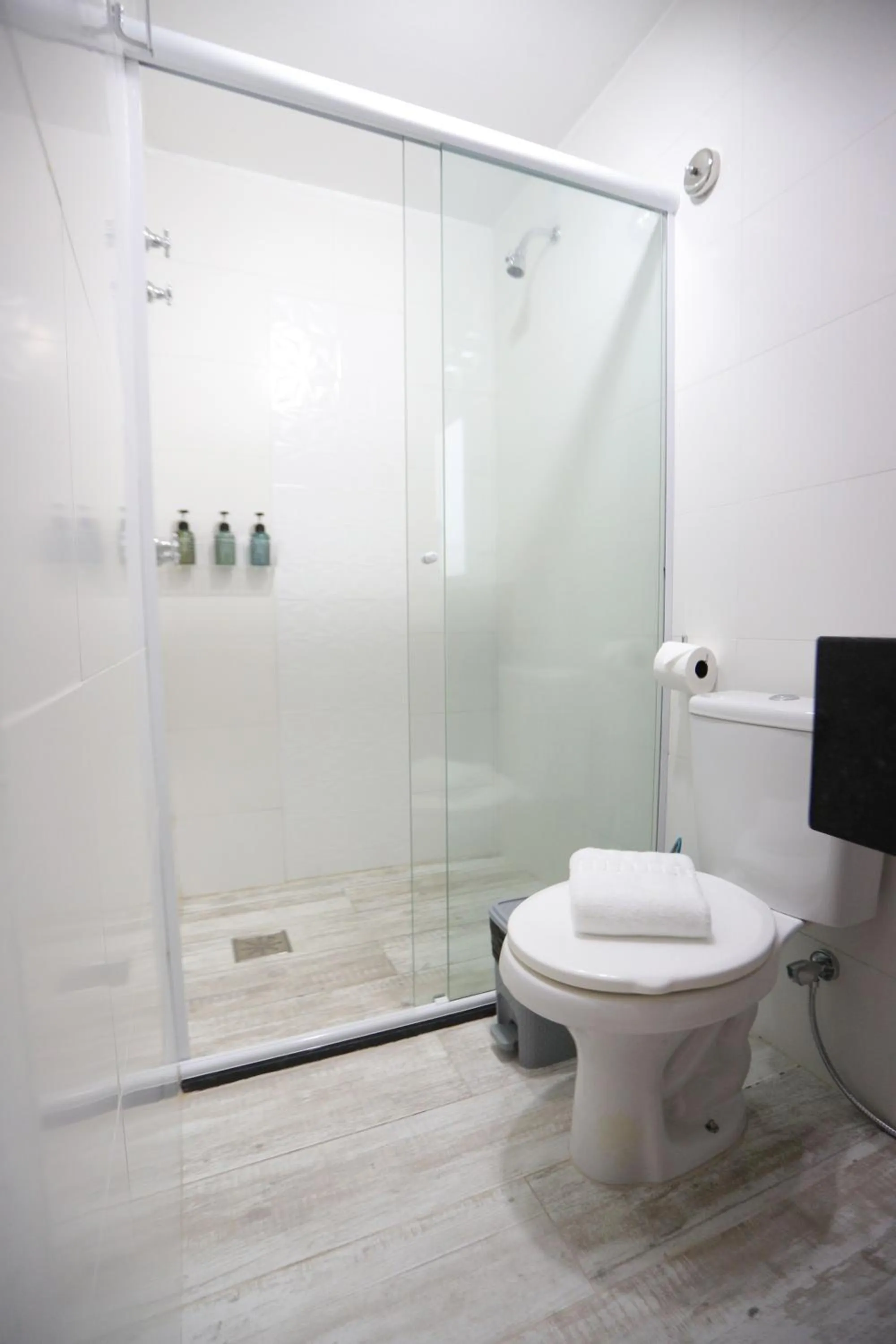 Bathroom in Pousada Santorini