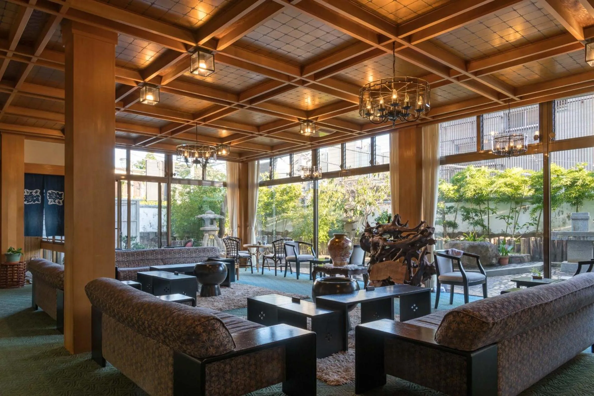 Lobby or reception in Atami Onsen Sakuraya Ryokan