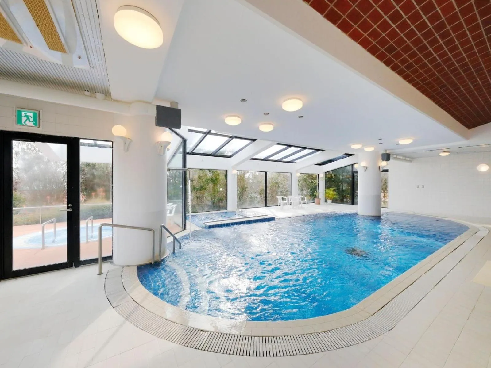 Swimming pool in Resort Hotel Umibe no Kajuen