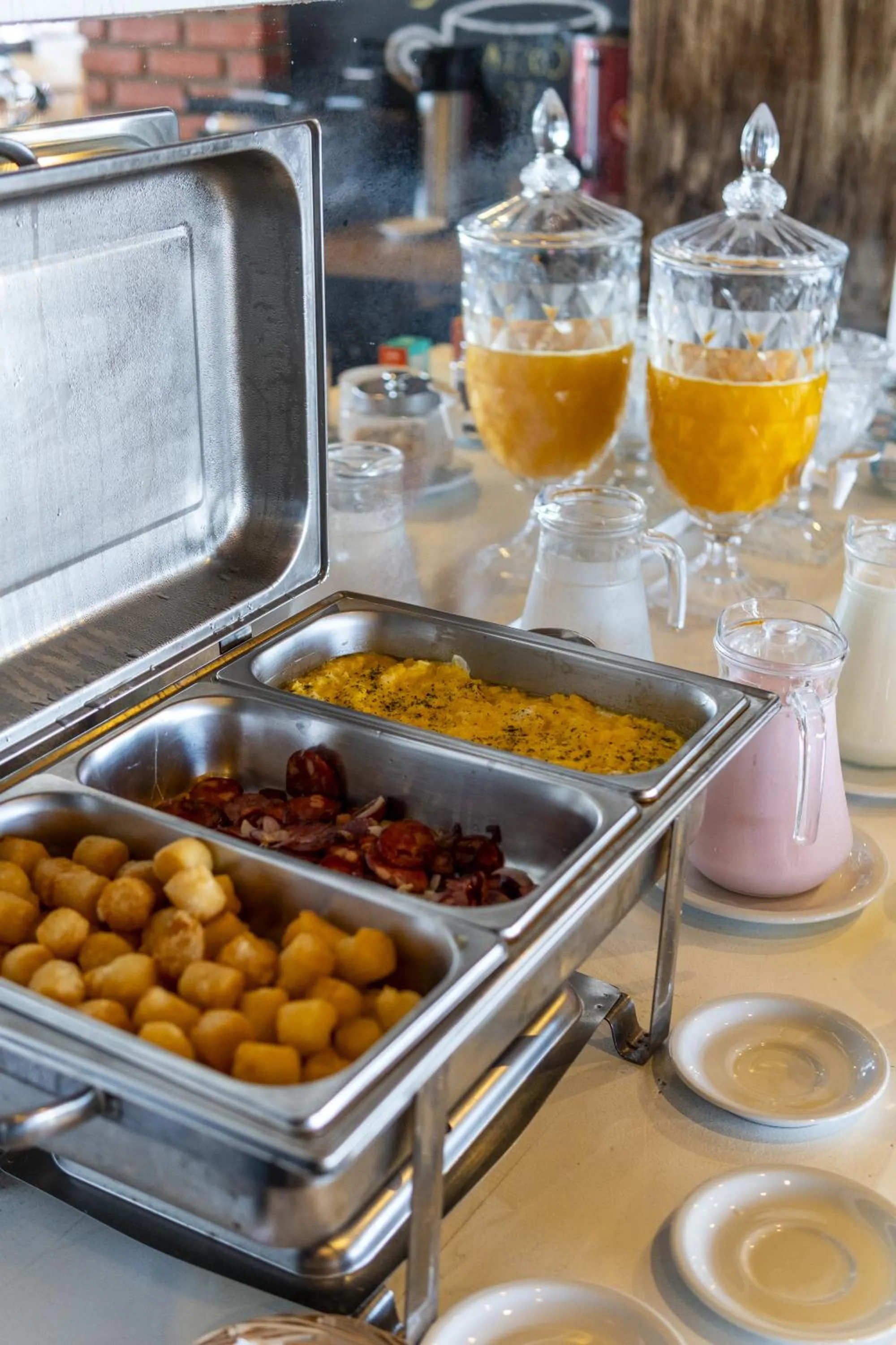 Buffet breakfast in Costa do Sol Boutique Hotel