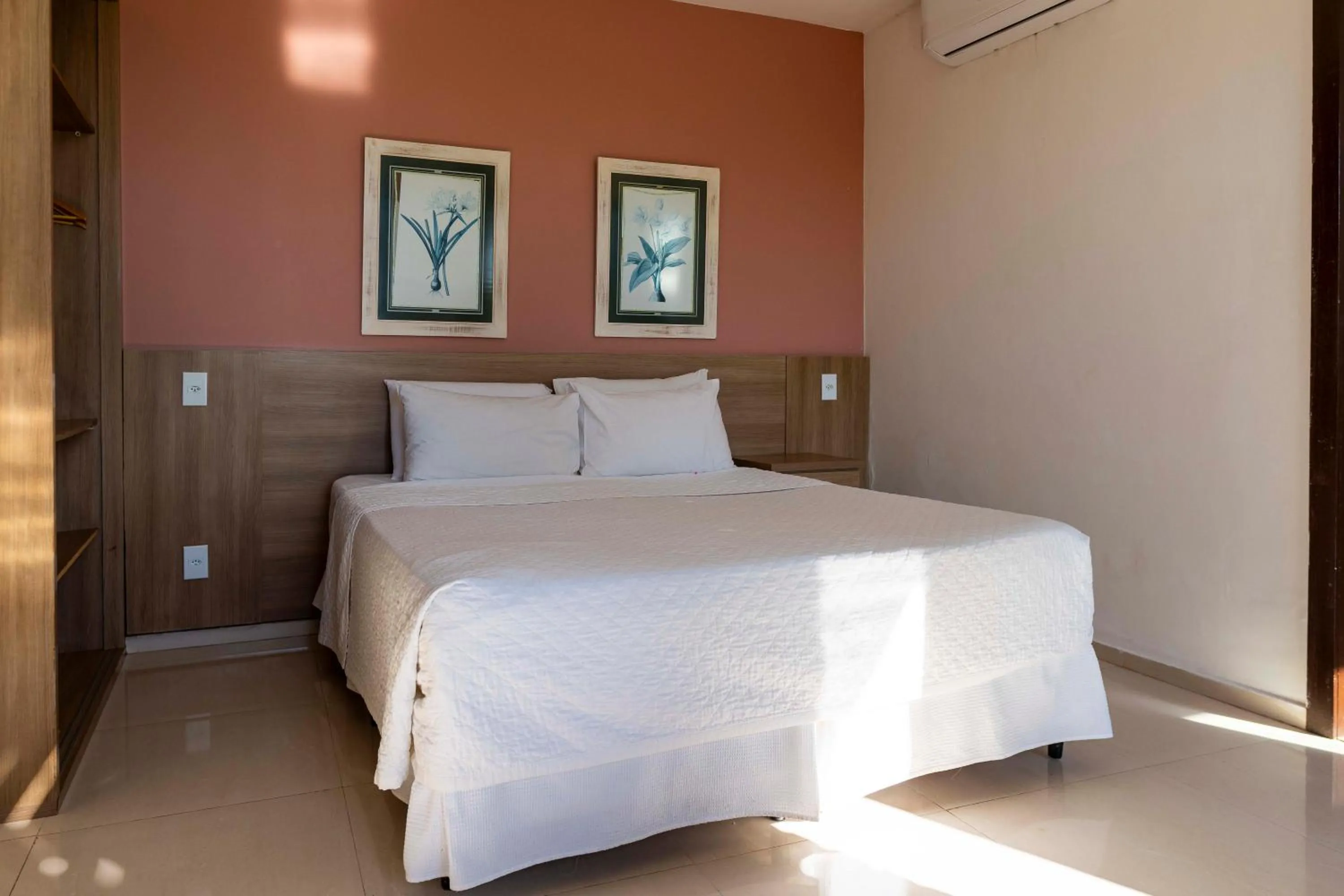 Bed in Costa do Sol Boutique Hotel