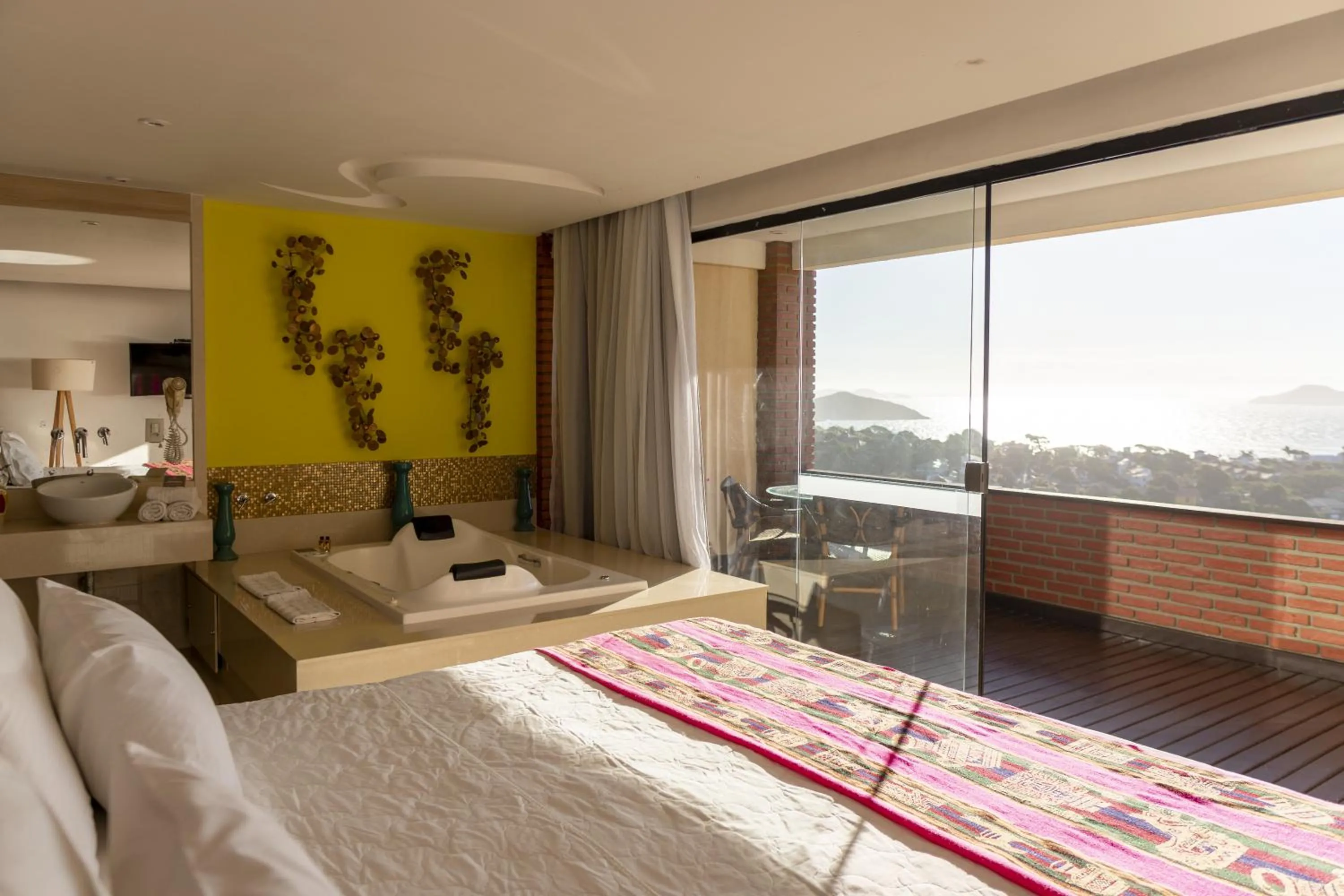 Bed in Costa do Sol Boutique Hotel