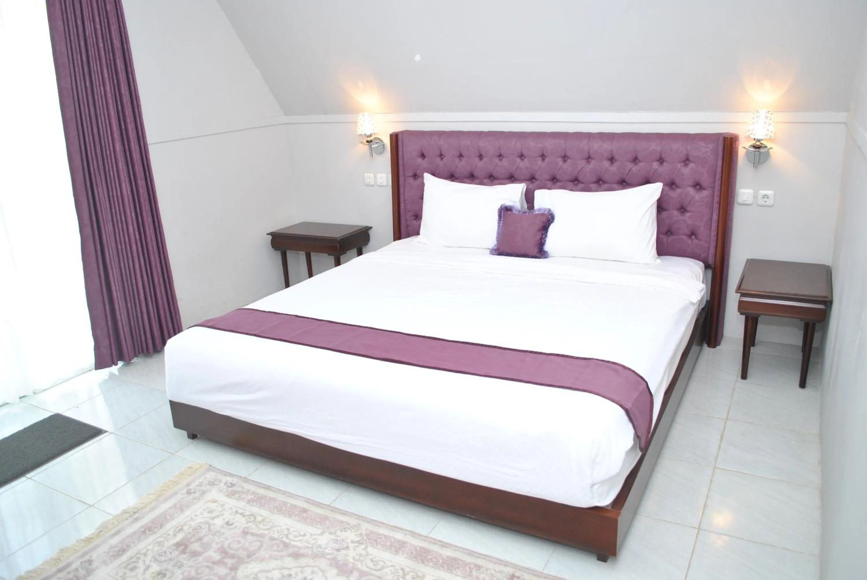 Photo of the whole room, Bed in Seaside Villa & Muse Beach Resto