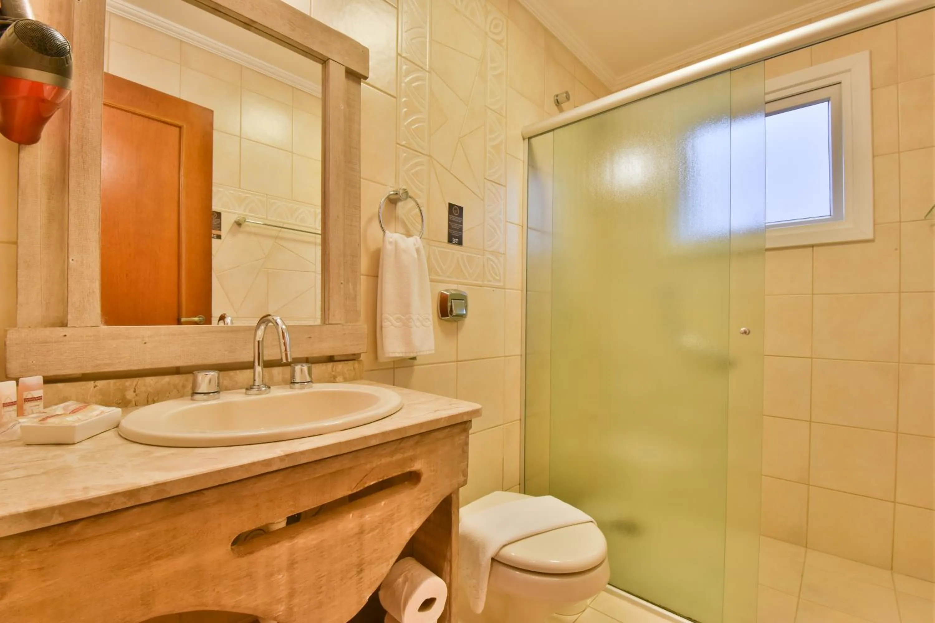 Bathroom in Pousada Borô