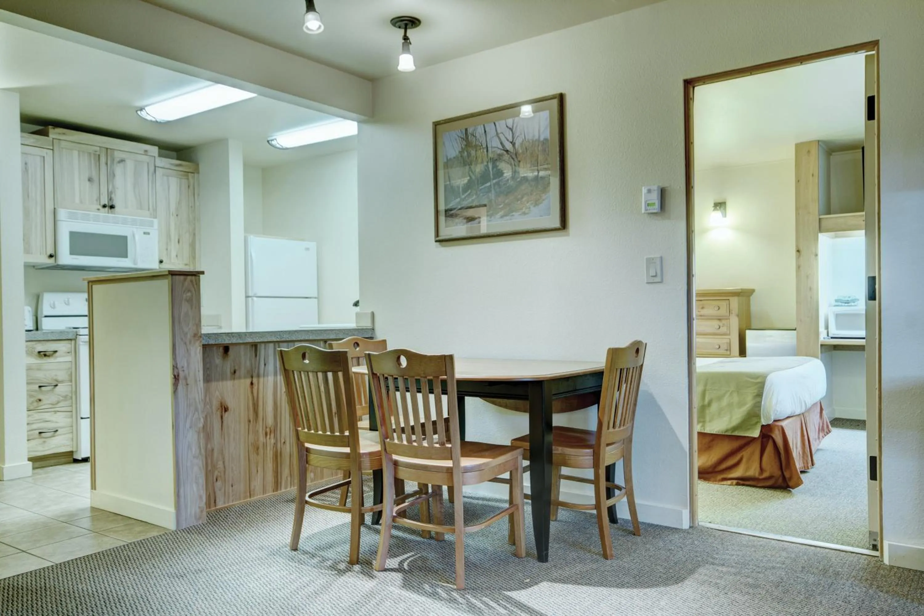 Food and drinks in Seventh Mountain Resort