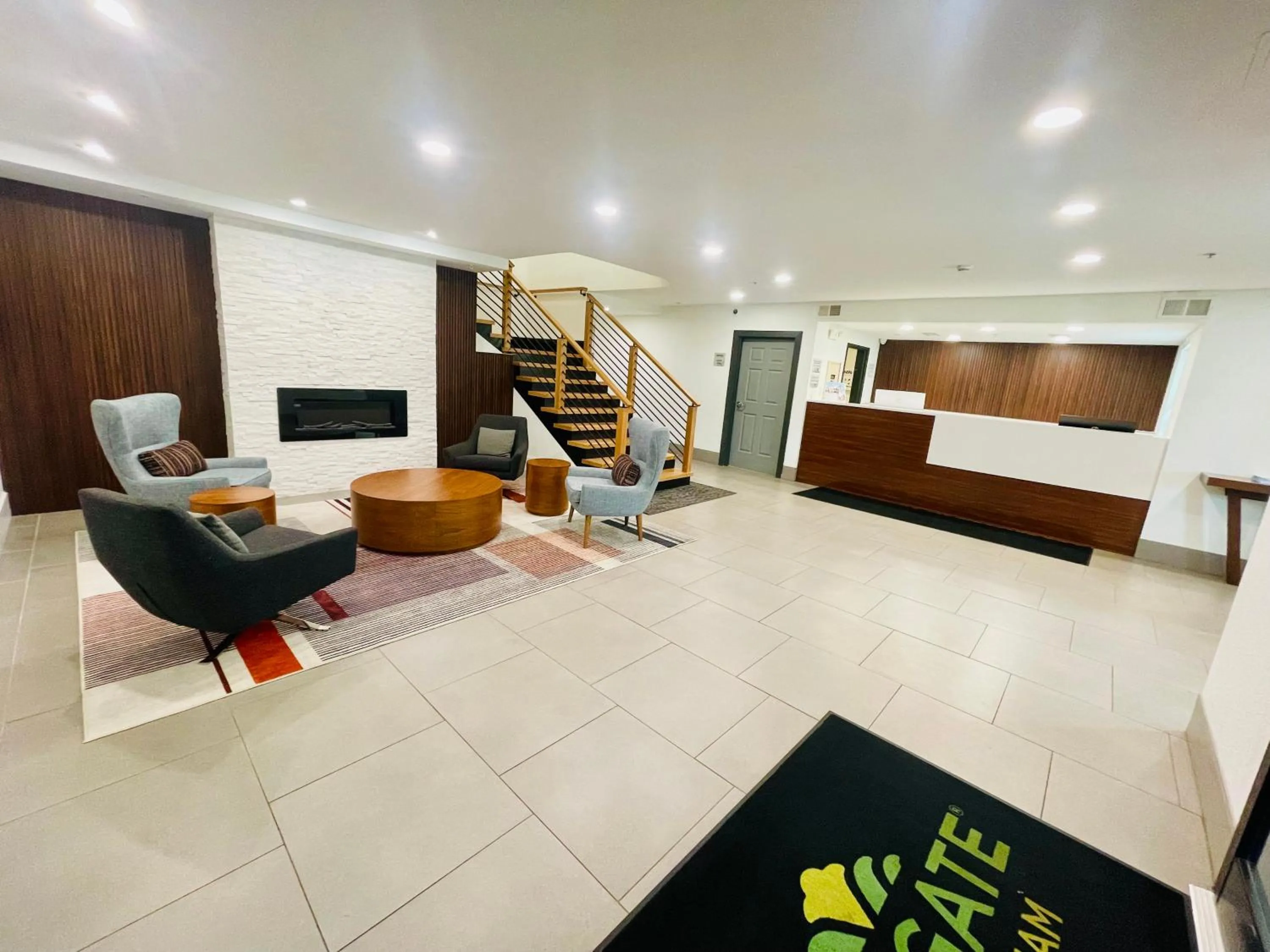 Lobby or reception in Wingate by Wyndham Matthews - Charlotte