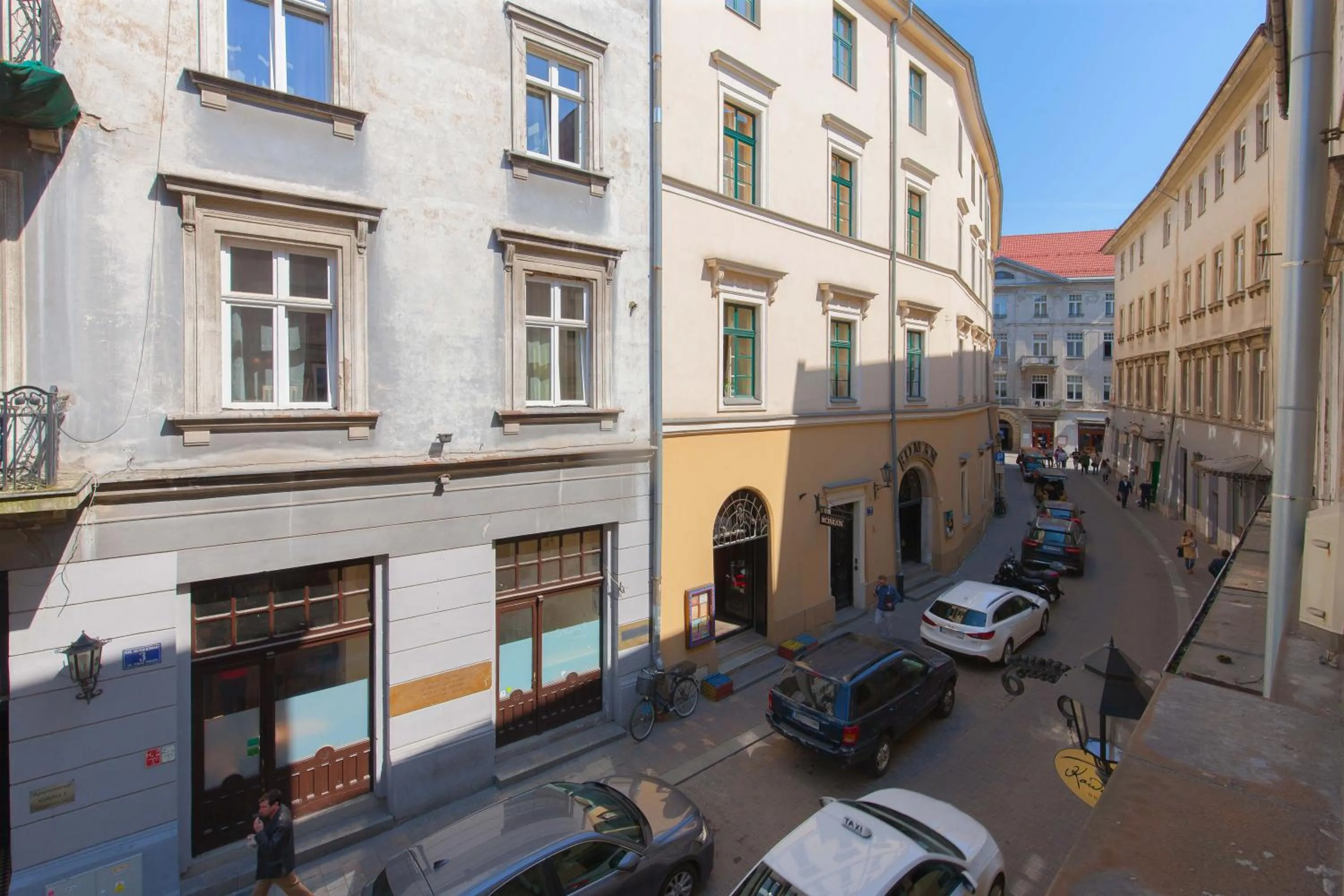 City view in Draggo House Rooms - Old Town