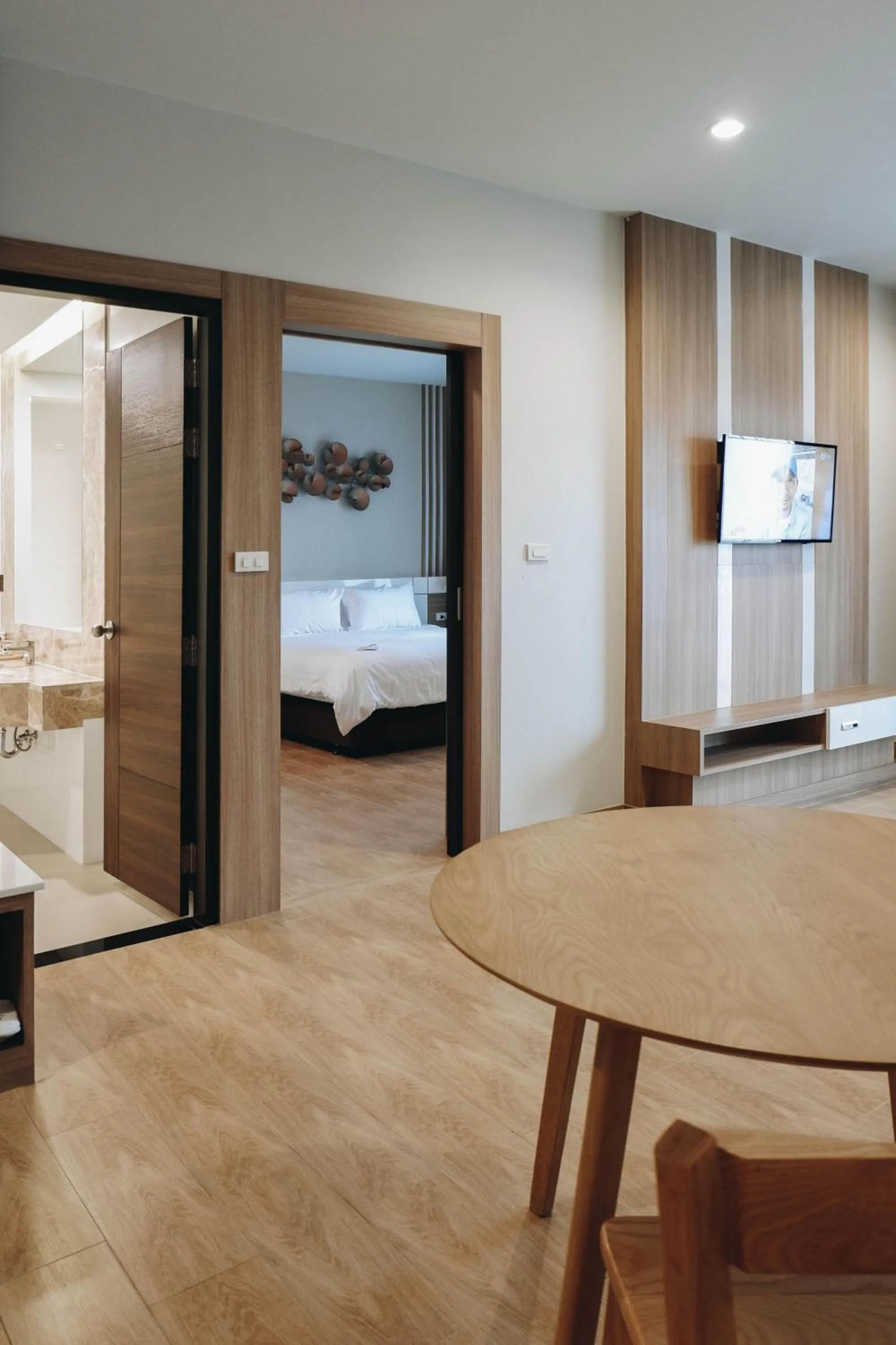 Dining area, Bed in Civilize Hotel