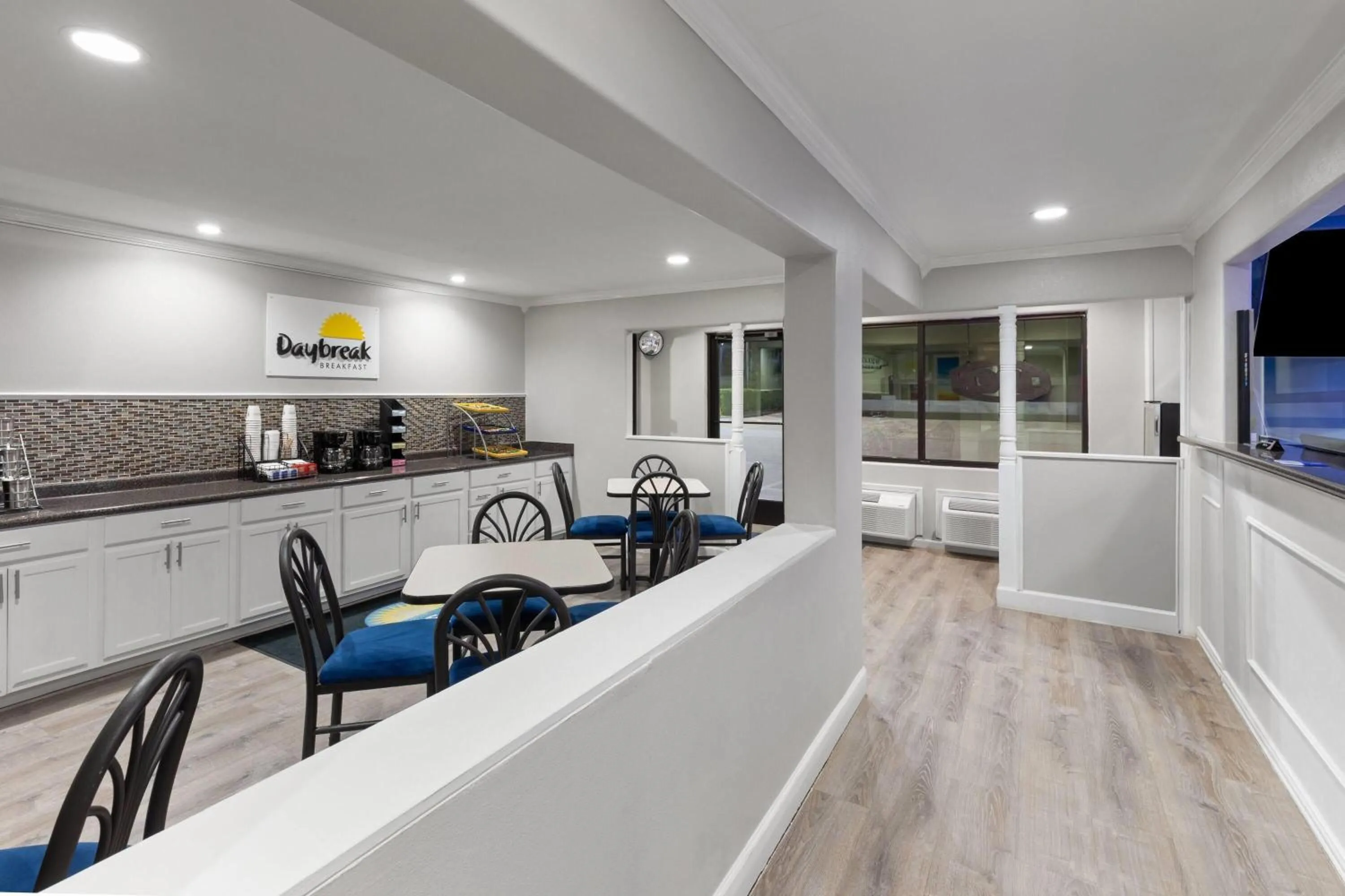 Lobby or reception in Days Inn by Wyndham Temple