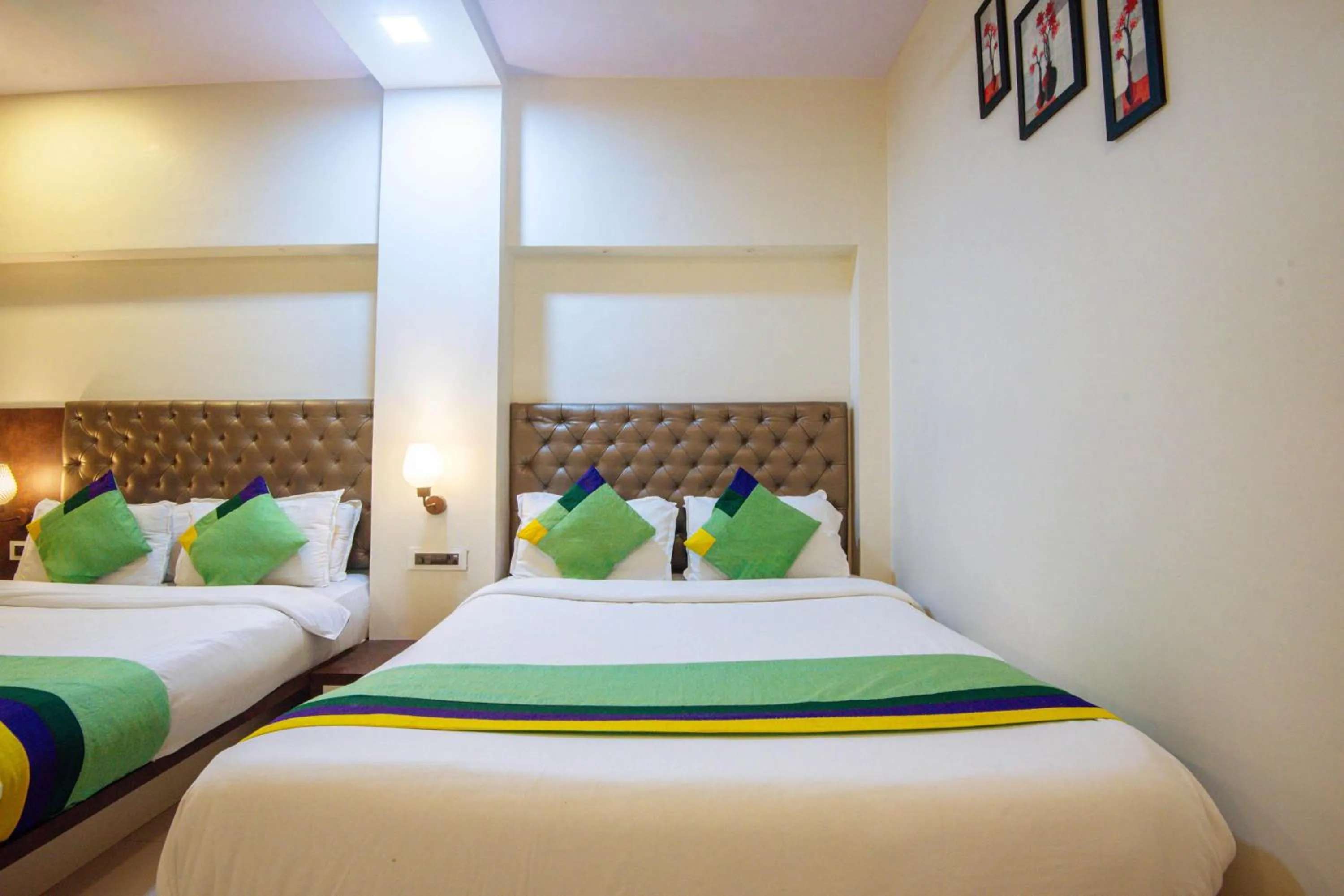 Bedroom, Bed in Treebo Blue Moon Powai