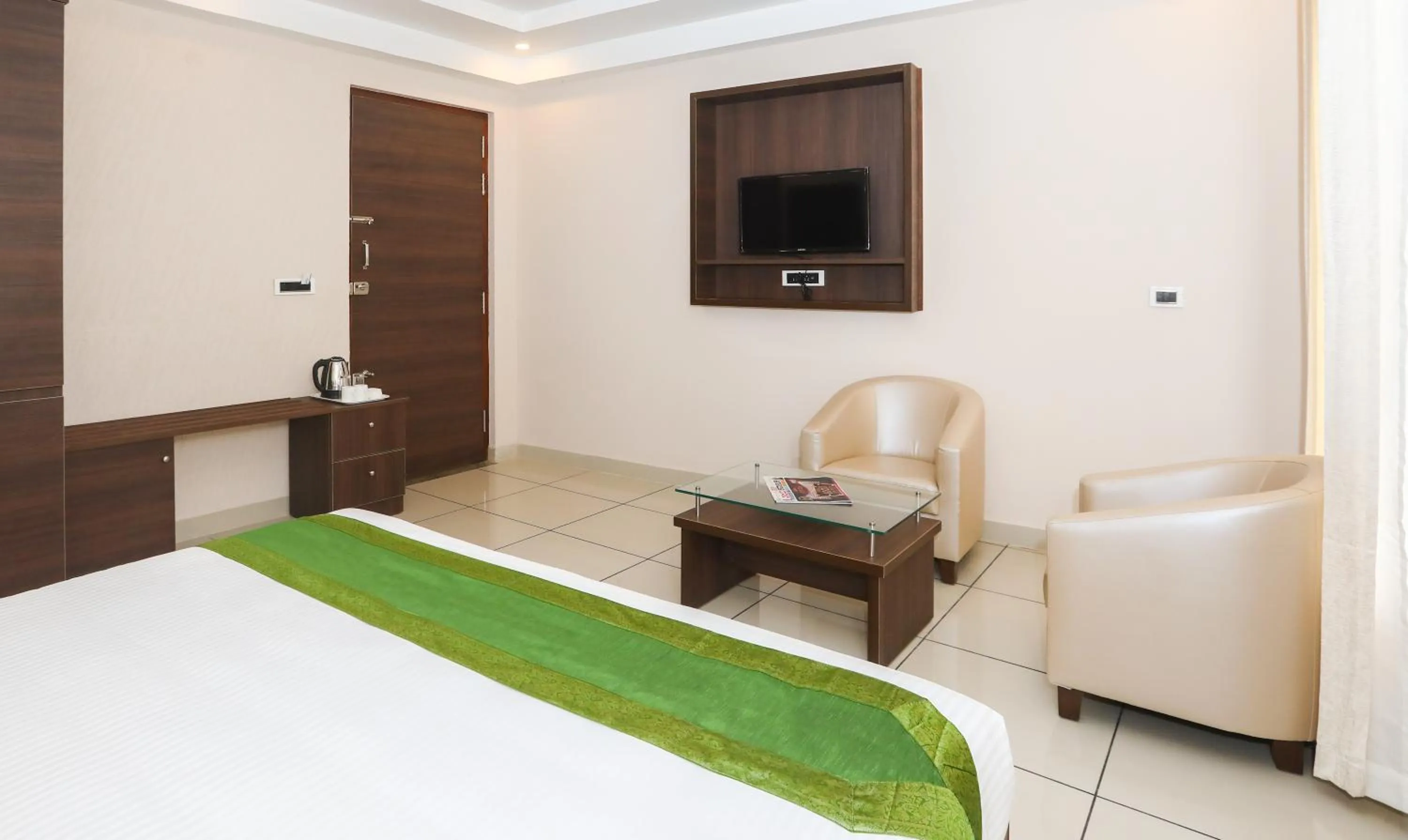 Bedroom, Bed in Treebo Durga Boji Grand, Gonikoppal Town