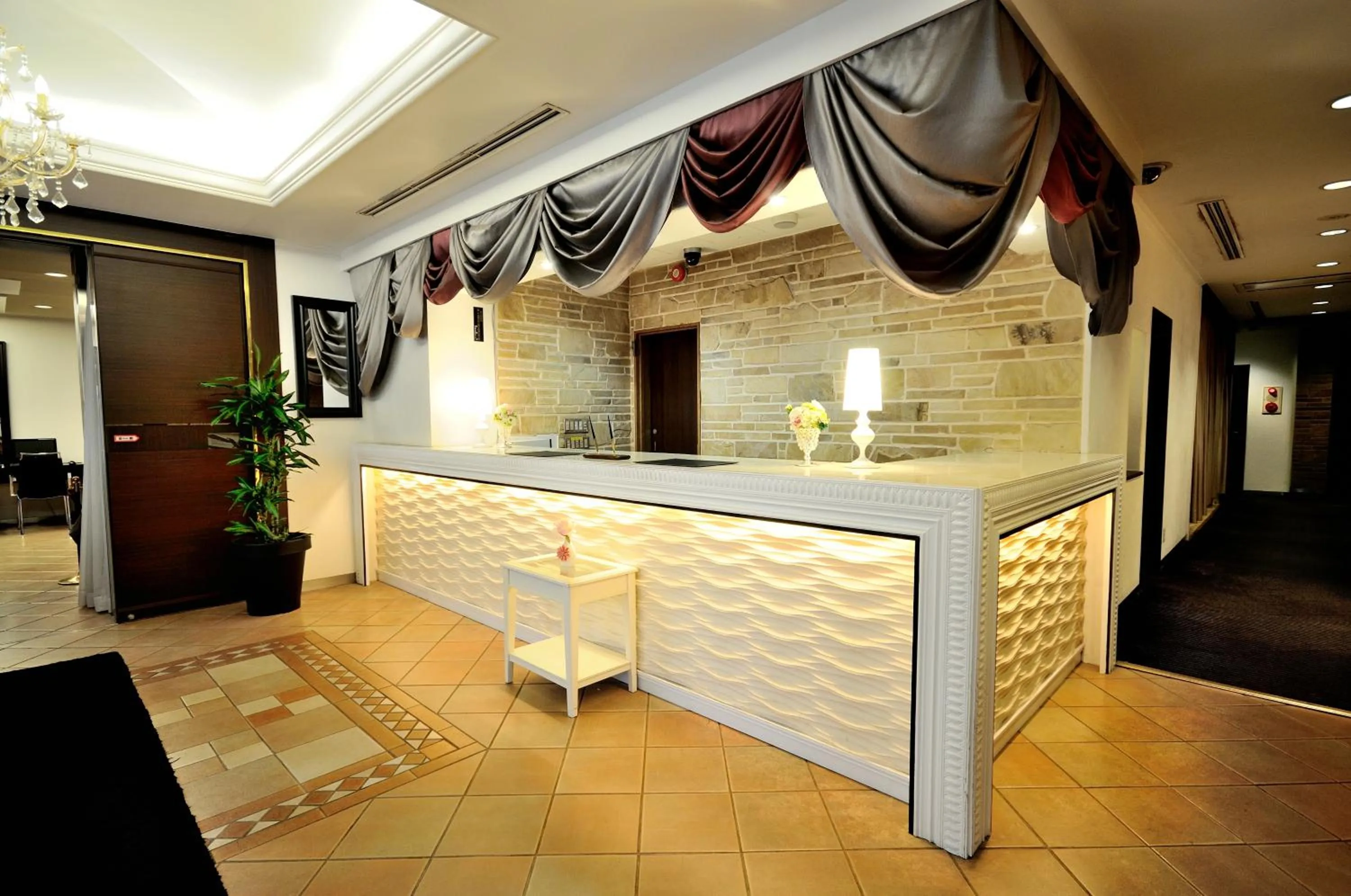 Lobby or reception in Grand Park Hotel Panex Tokyo