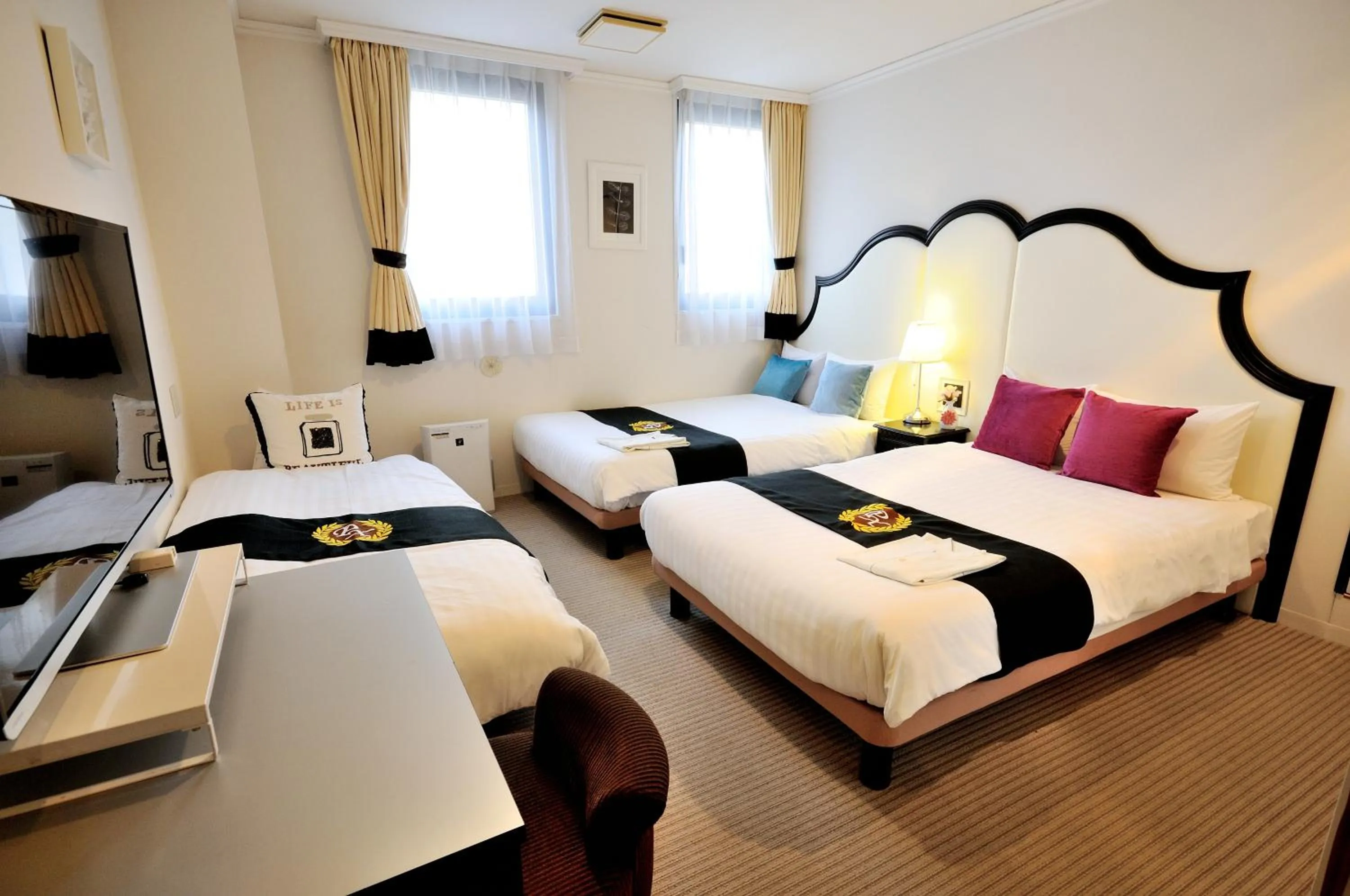 Photo of the whole room, Bed in Grand Park Hotel Panex Tokyo