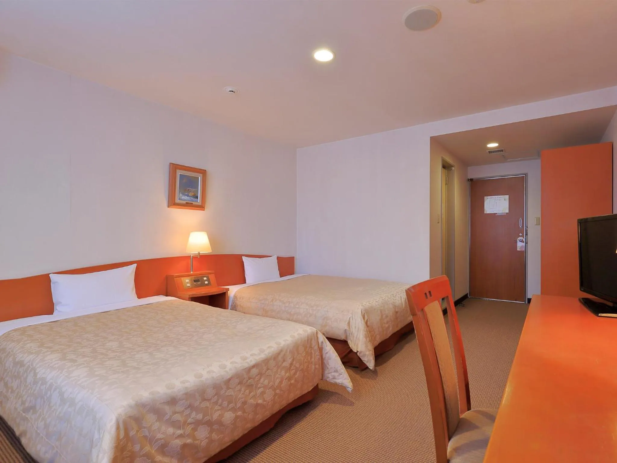 Photo of the whole room in ESCALE-YOKOHAMA