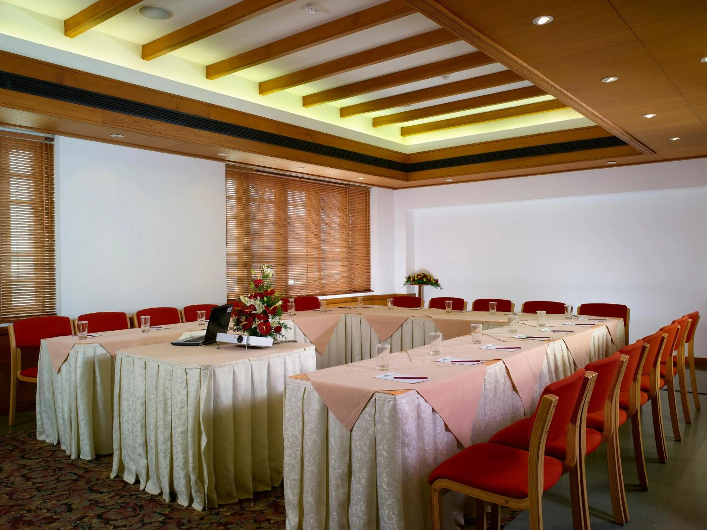 Business facilities in Grand Hotel