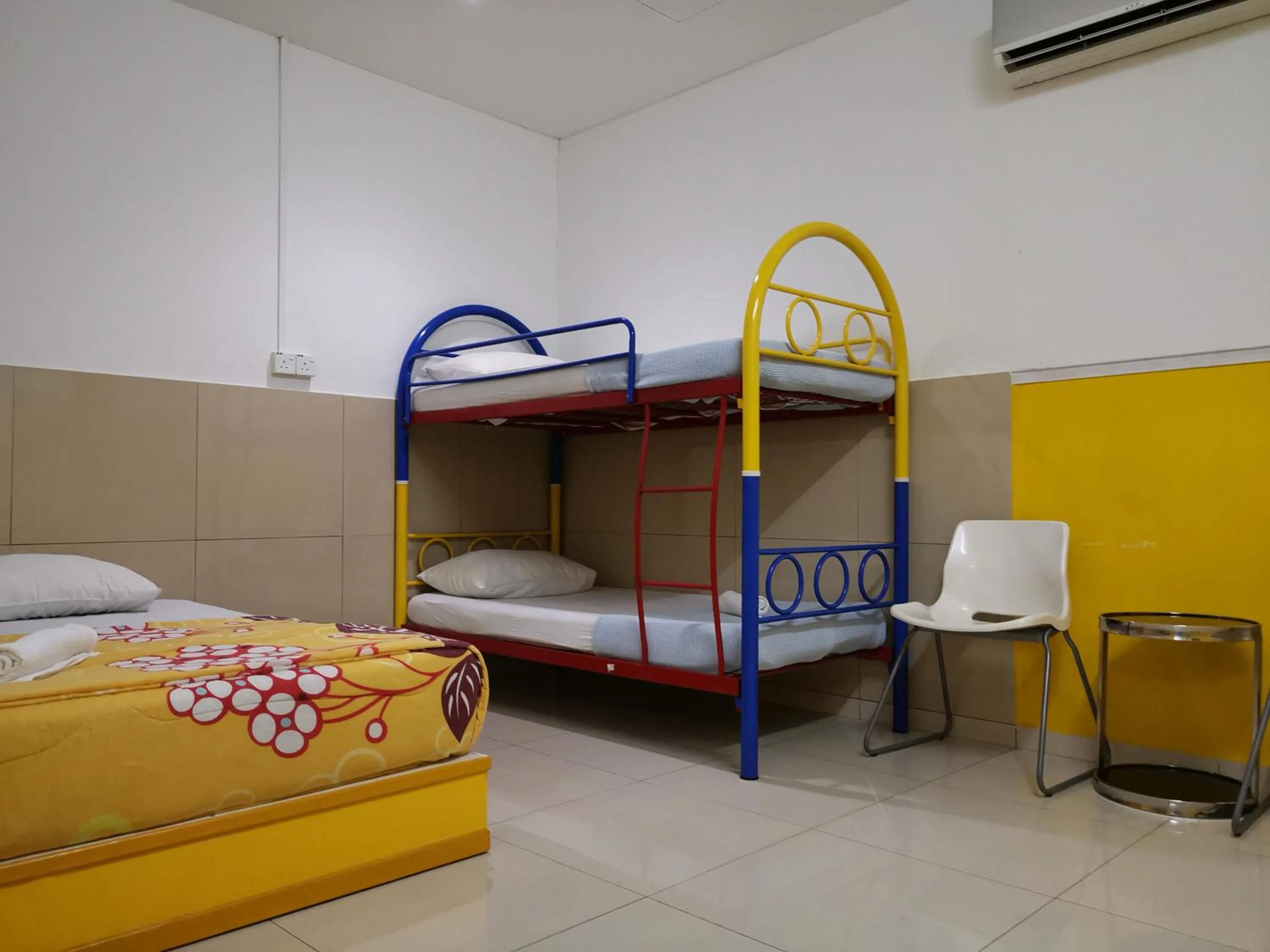 Bedroom, Bed in Hotel Abby IGB Tasek