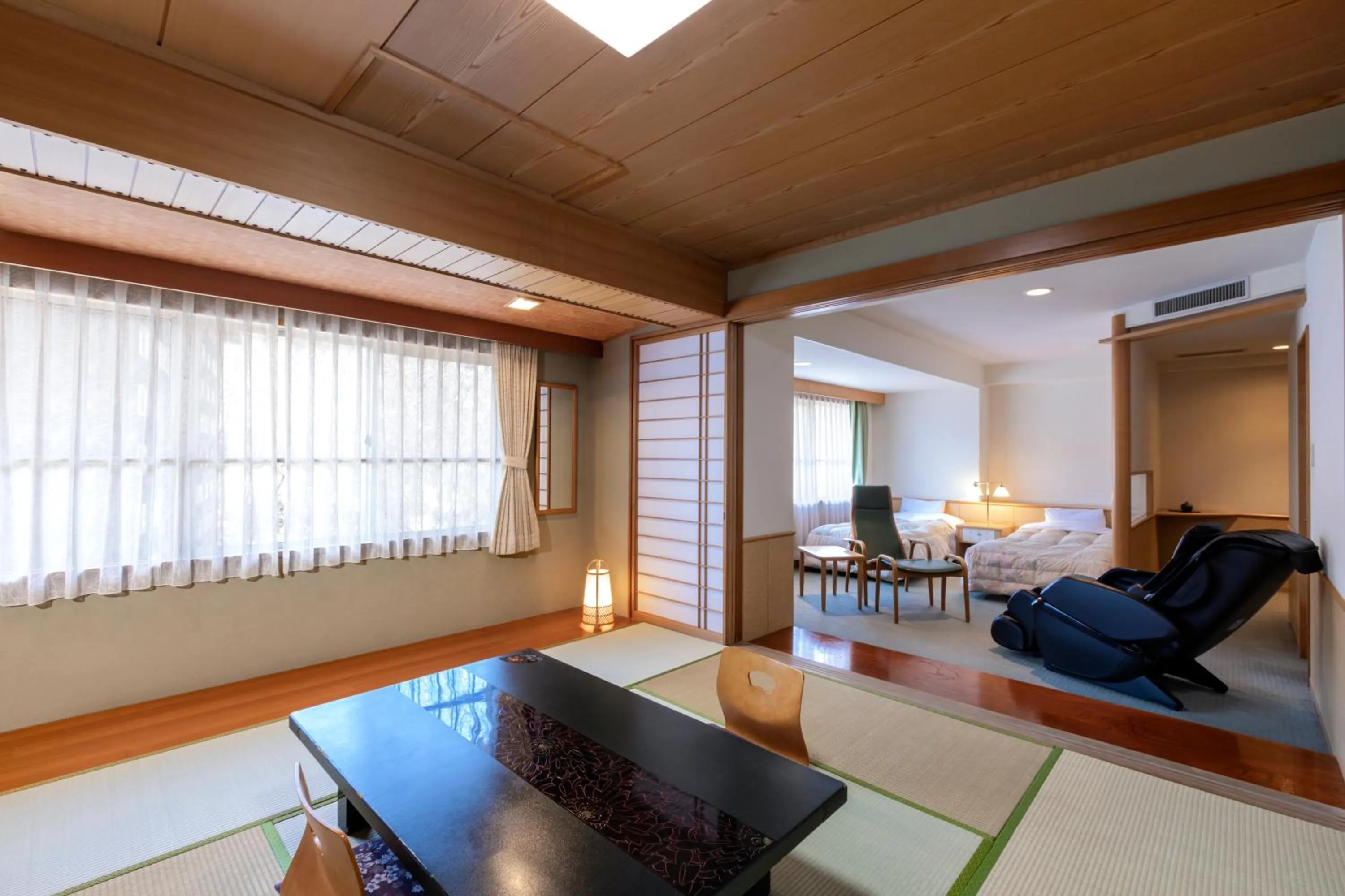 Photo of the whole room in Noboribetsu Sekisui Tei