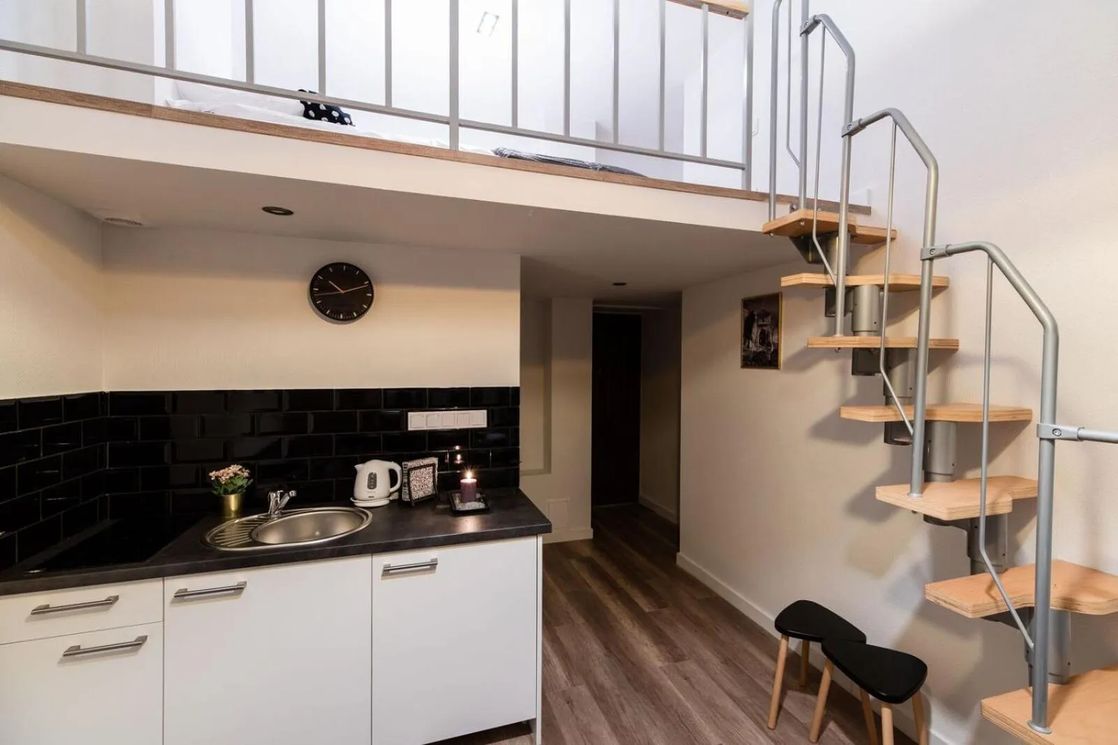 Photo of the whole room in DIETLA 99 APARTMENTS - IDEAL LOCATION - in the heart of Krakow