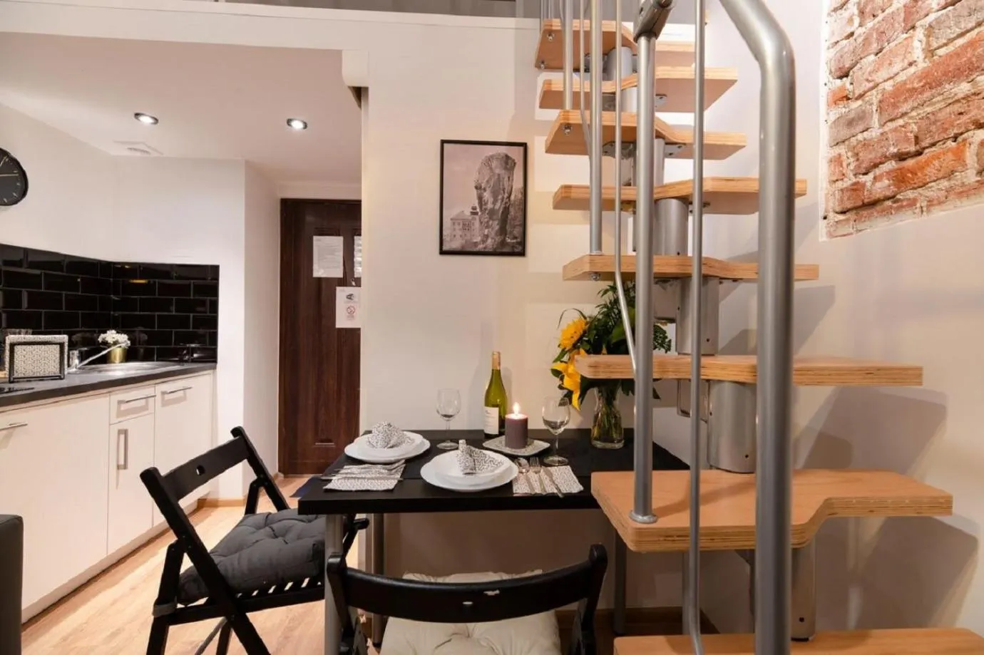 Photo of the whole room in DIETLA 99 APARTMENTS - IDEAL LOCATION - in the heart of Krakow