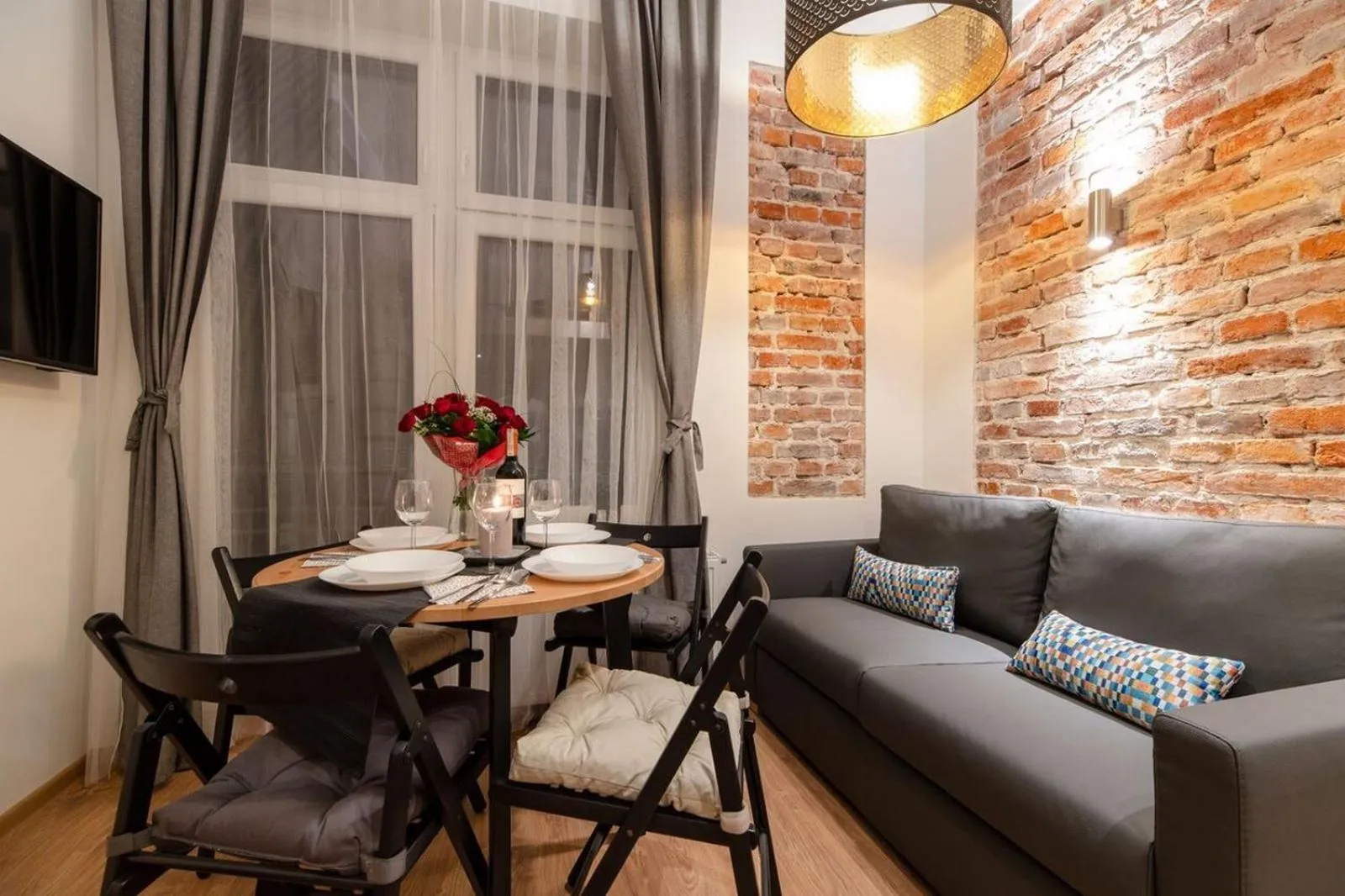 Photo of the whole room in DIETLA 99 APARTMENTS - IDEAL LOCATION - in the heart of Krakow