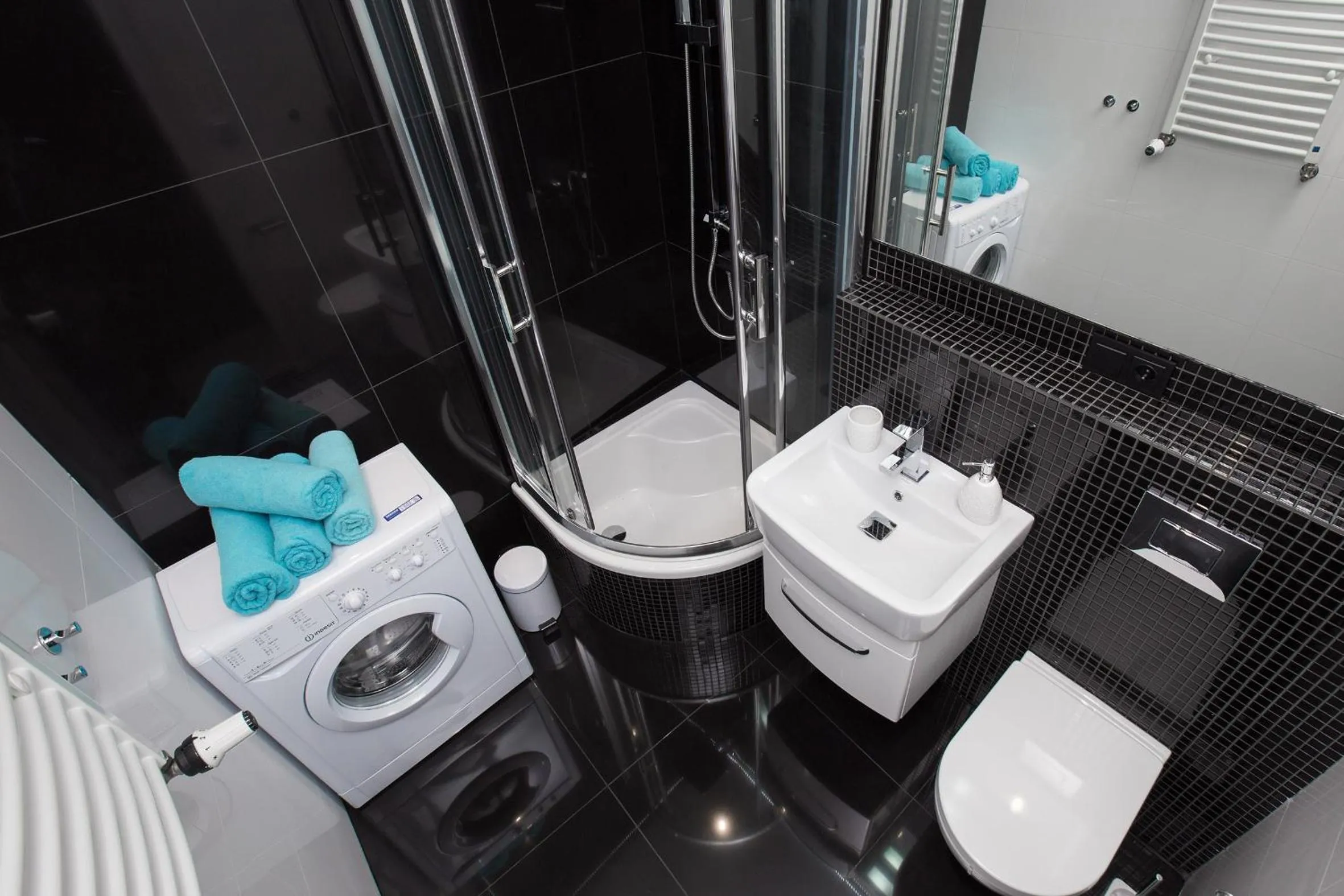 Bathroom in DIETLA 99 APARTMENTS - IDEAL LOCATION - in the heart of Krakow