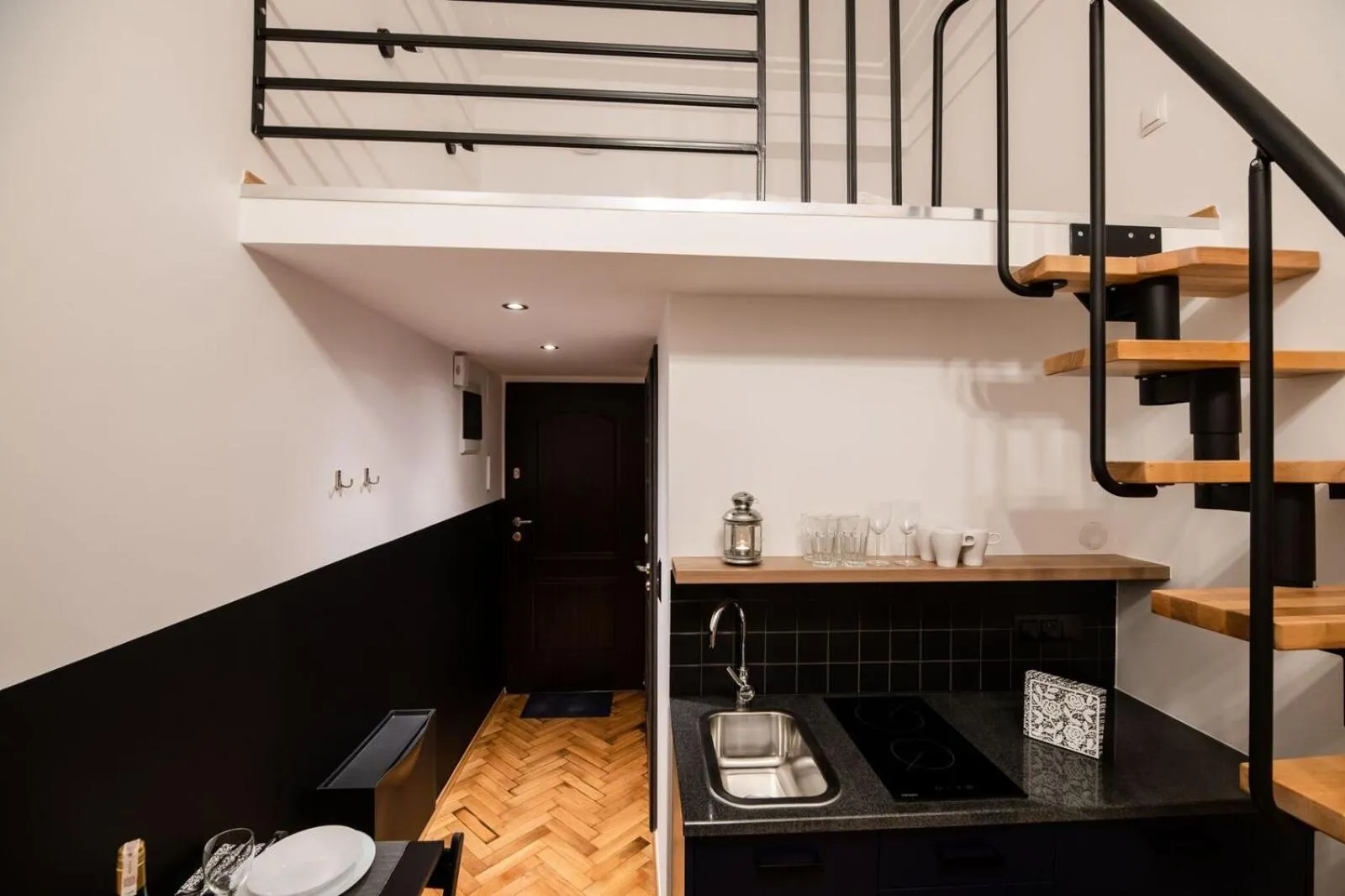 Kitchen or kitchenette in DIETLA 99 APARTMENTS - IDEAL LOCATION - in the heart of Krakow