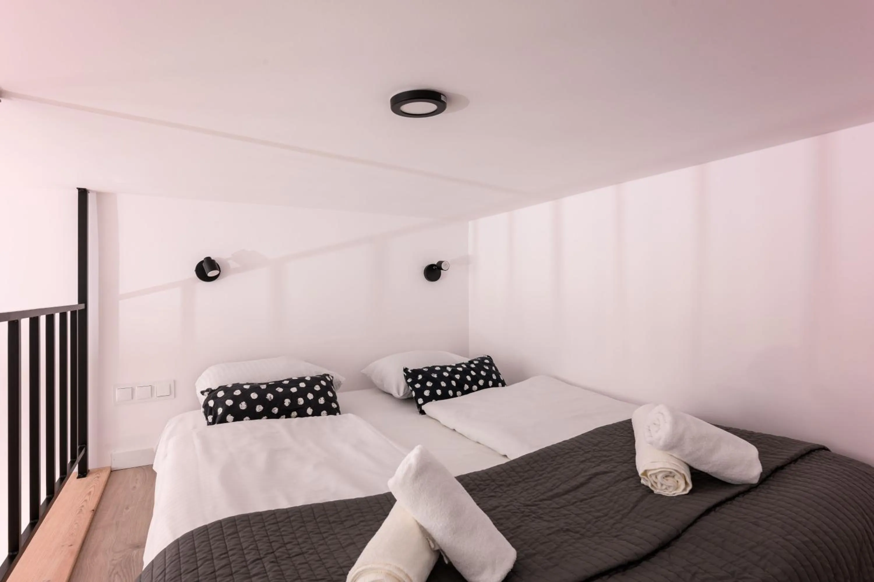 Bed in DIETLA 99 APARTMENTS - IDEAL LOCATION - in the heart of Krakow