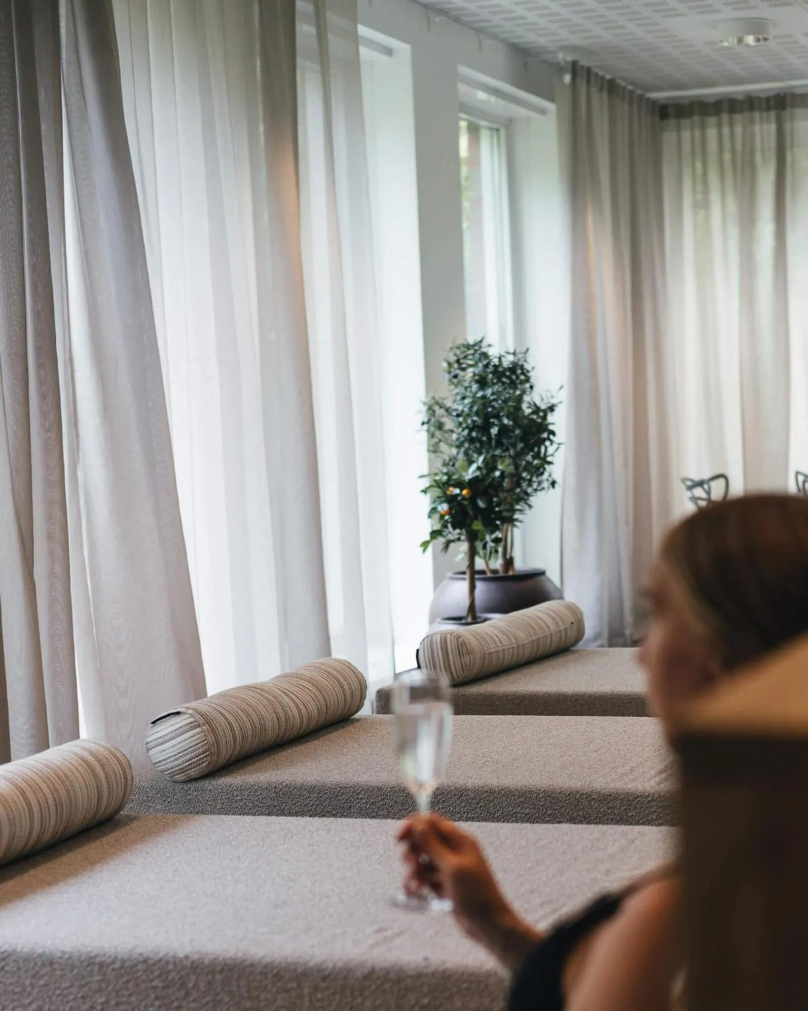 Swimming pool, Bed in Medlefors Hotell & Konferens